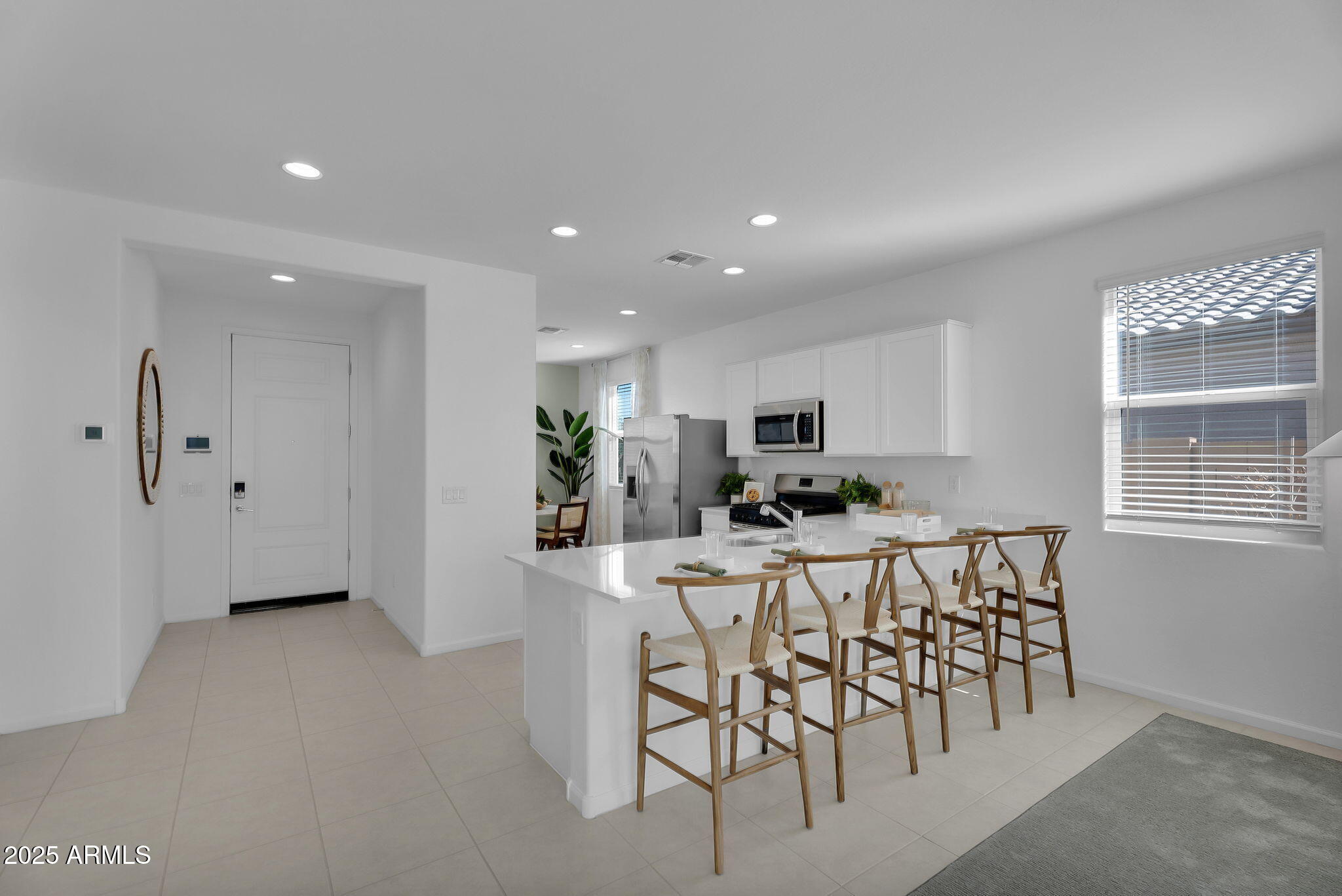 36585 W MADDALONI Avenue