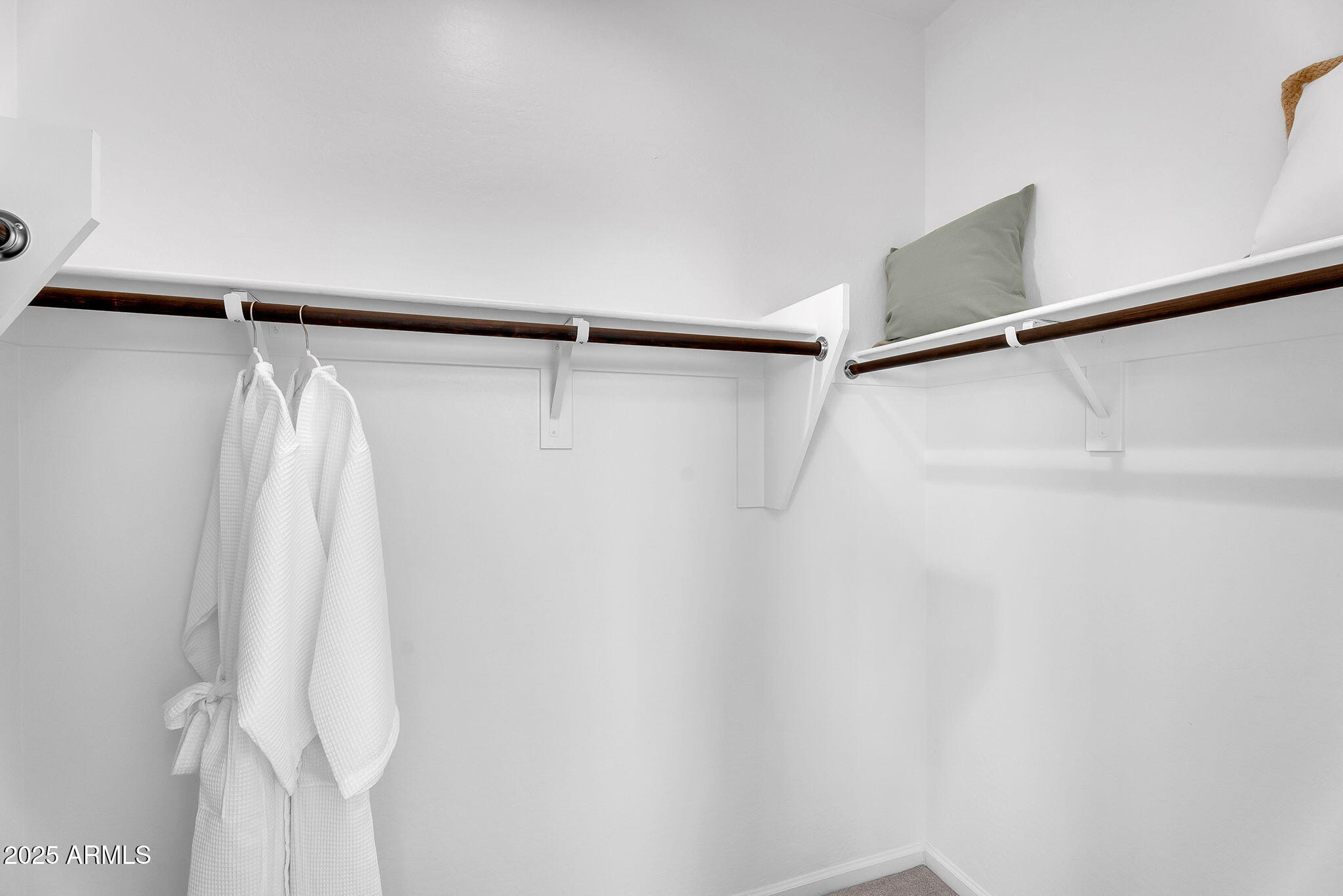 36585 W MADDALONI Avenue