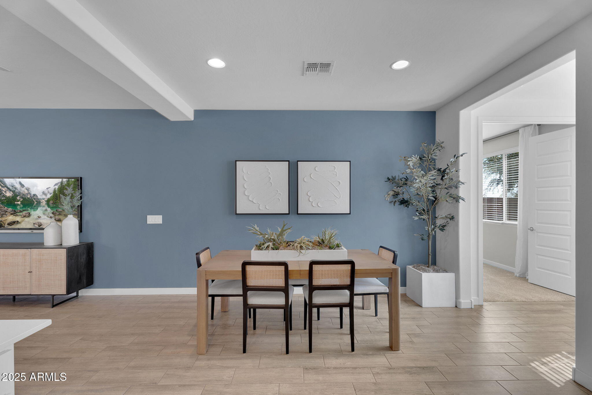 36575 W MADDALONI Avenue