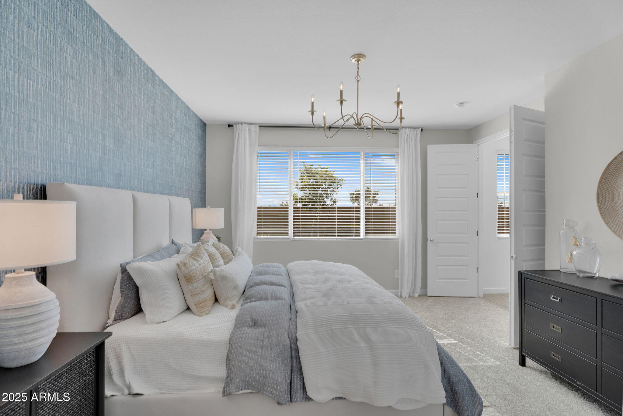 36575 W MADDALONI Avenue