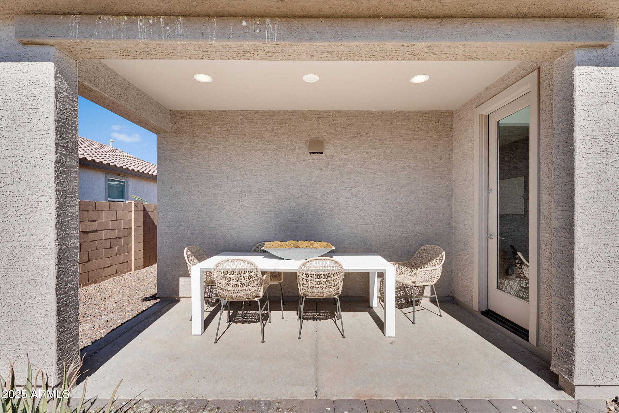 36575 W MADDALONI Avenue