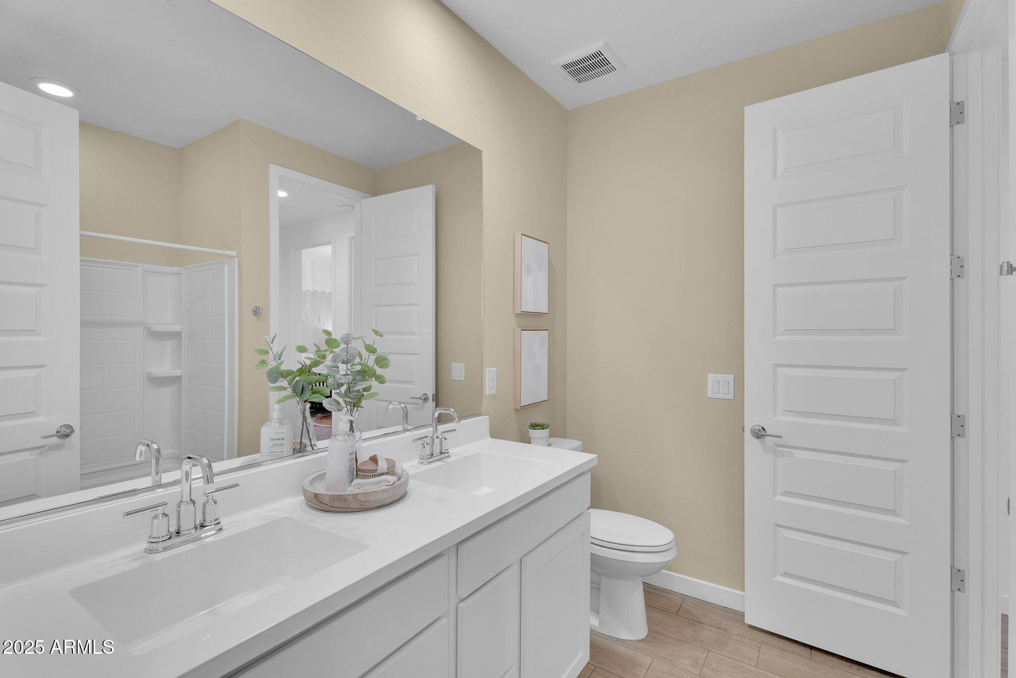 36575 W MADDALONI Avenue