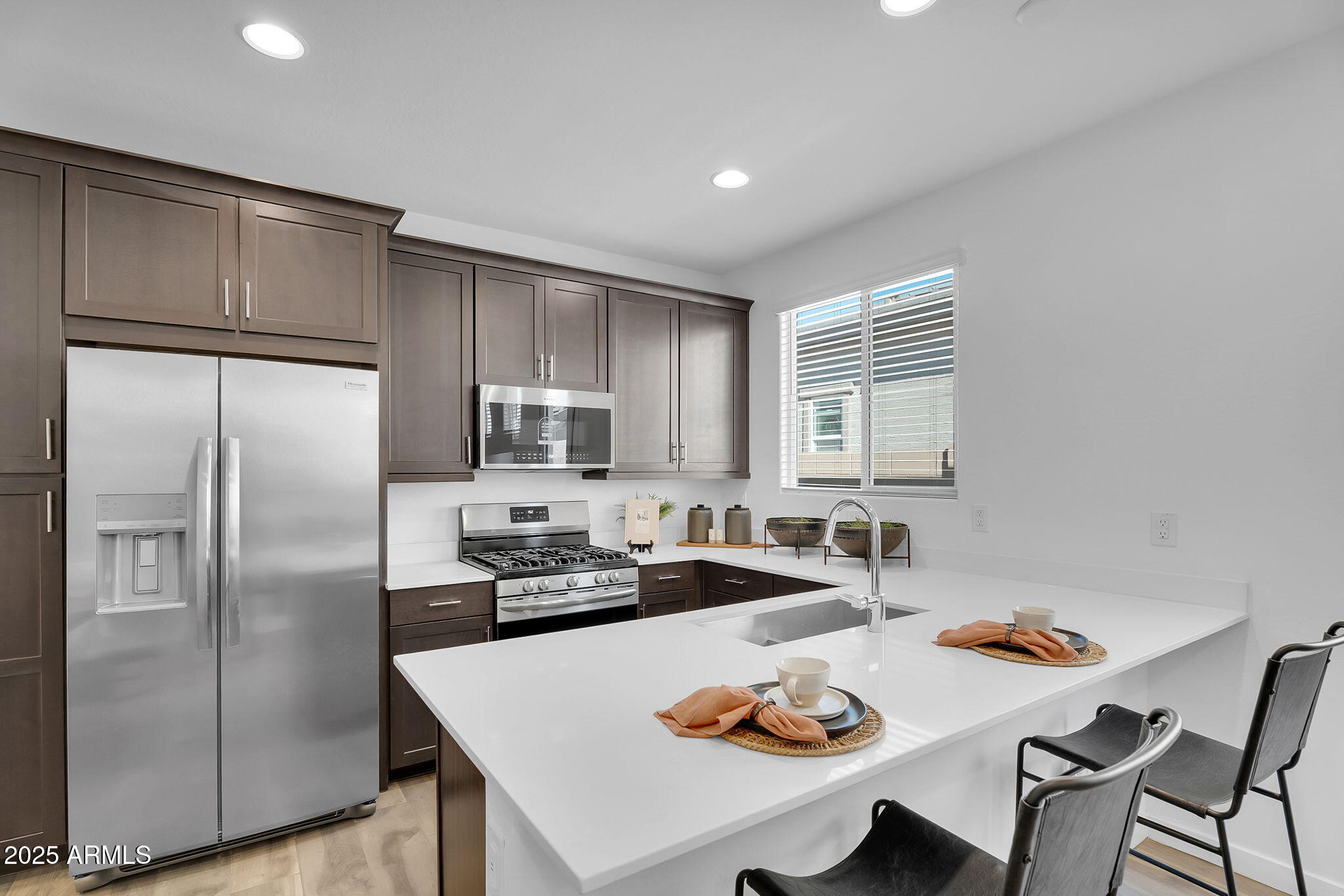 36555 W MADDALONI Avenue