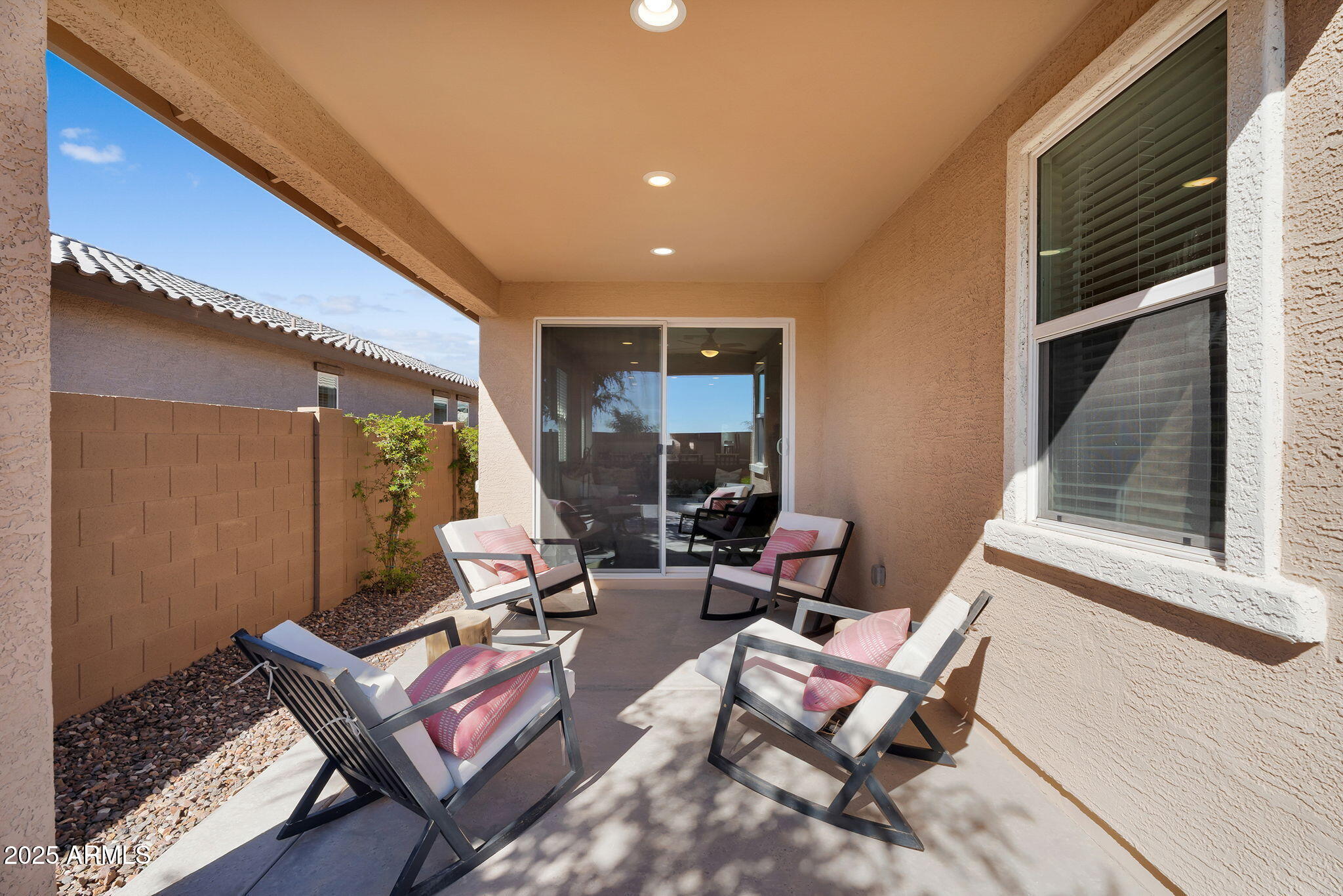 36555 W MADDALONI Avenue