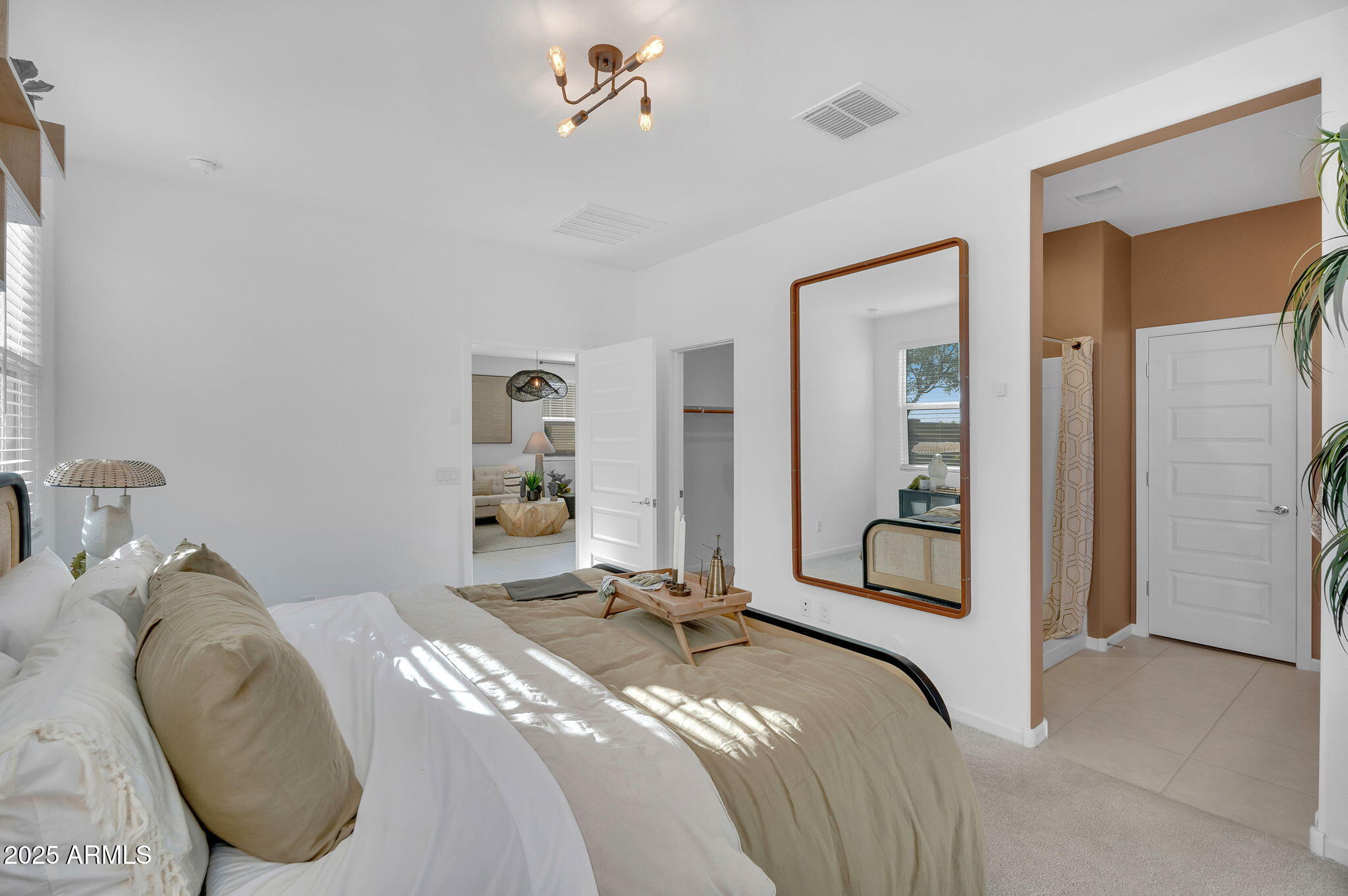 3111 E BARREL RACE Road