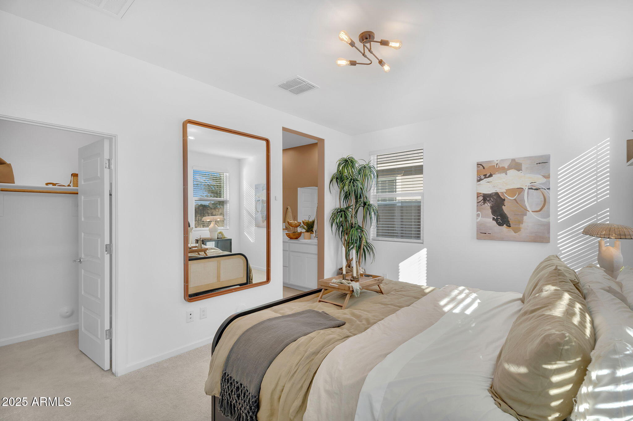 3111 E BARREL RACE Road