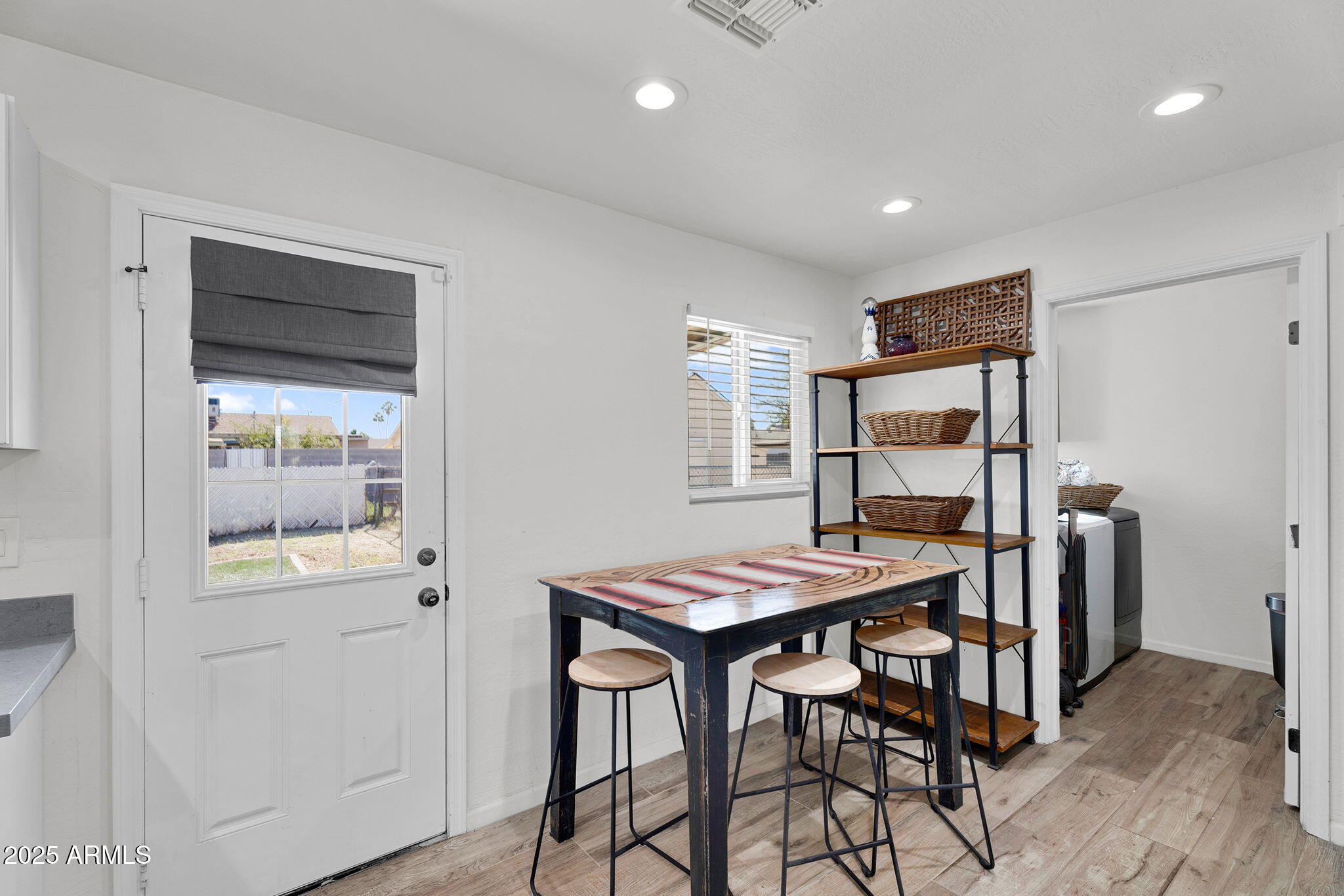 815 W ELNA RAE Street