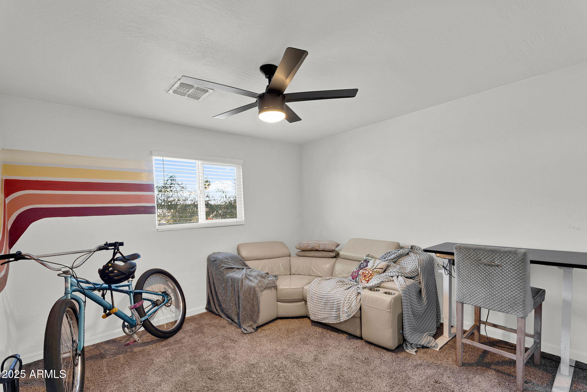 815 W ELNA RAE Street