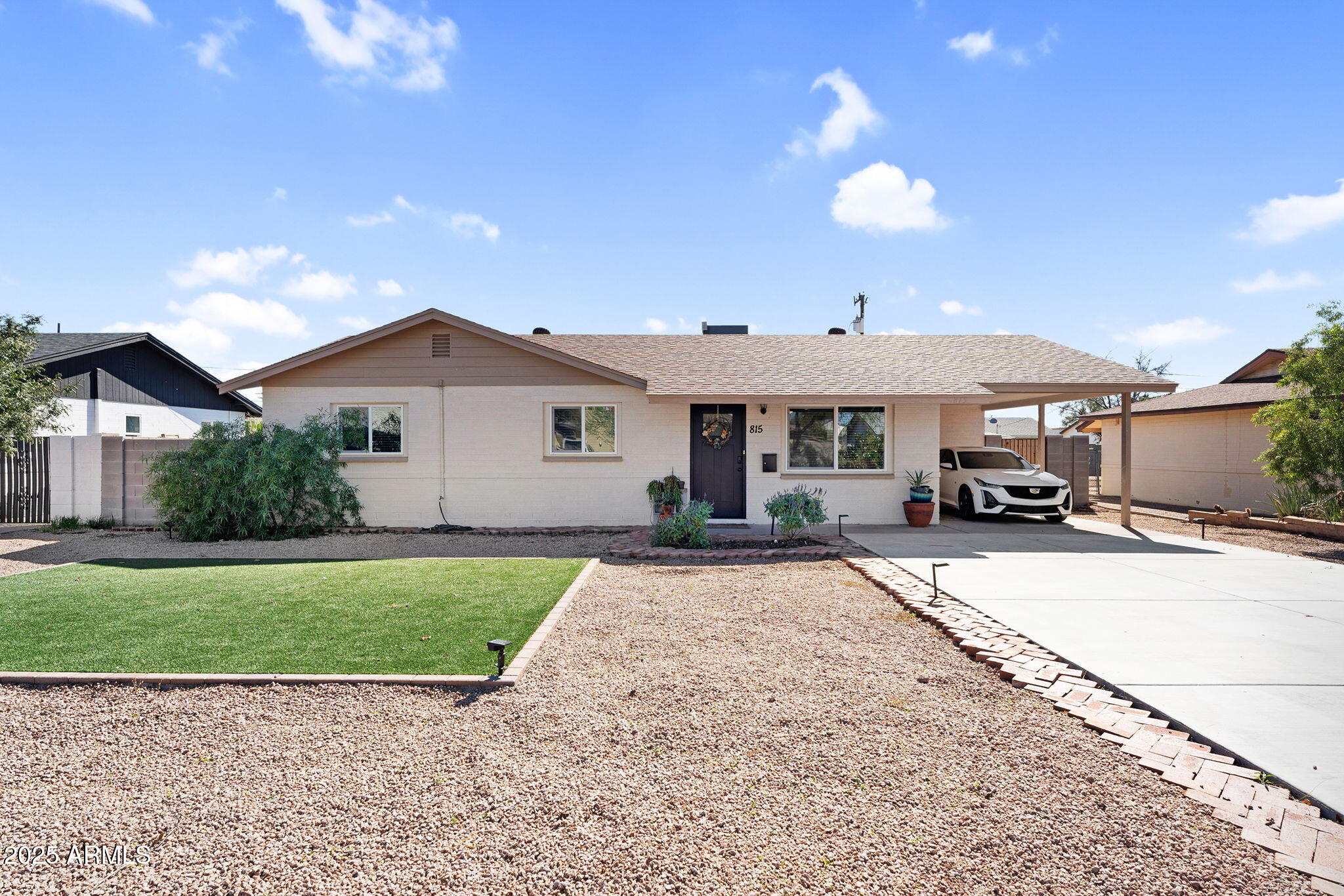 815 W ELNA RAE Street