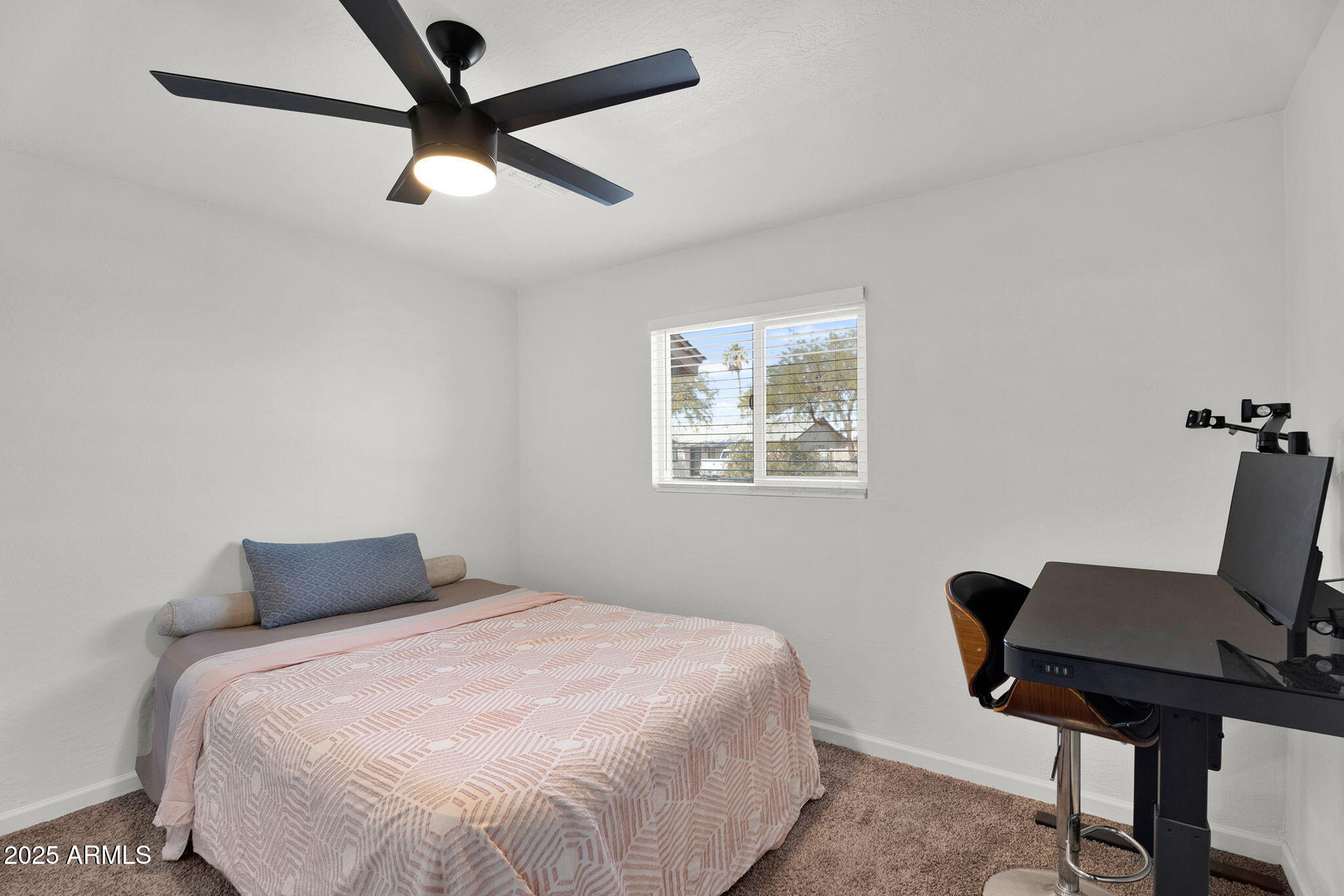 815 W ELNA RAE Street