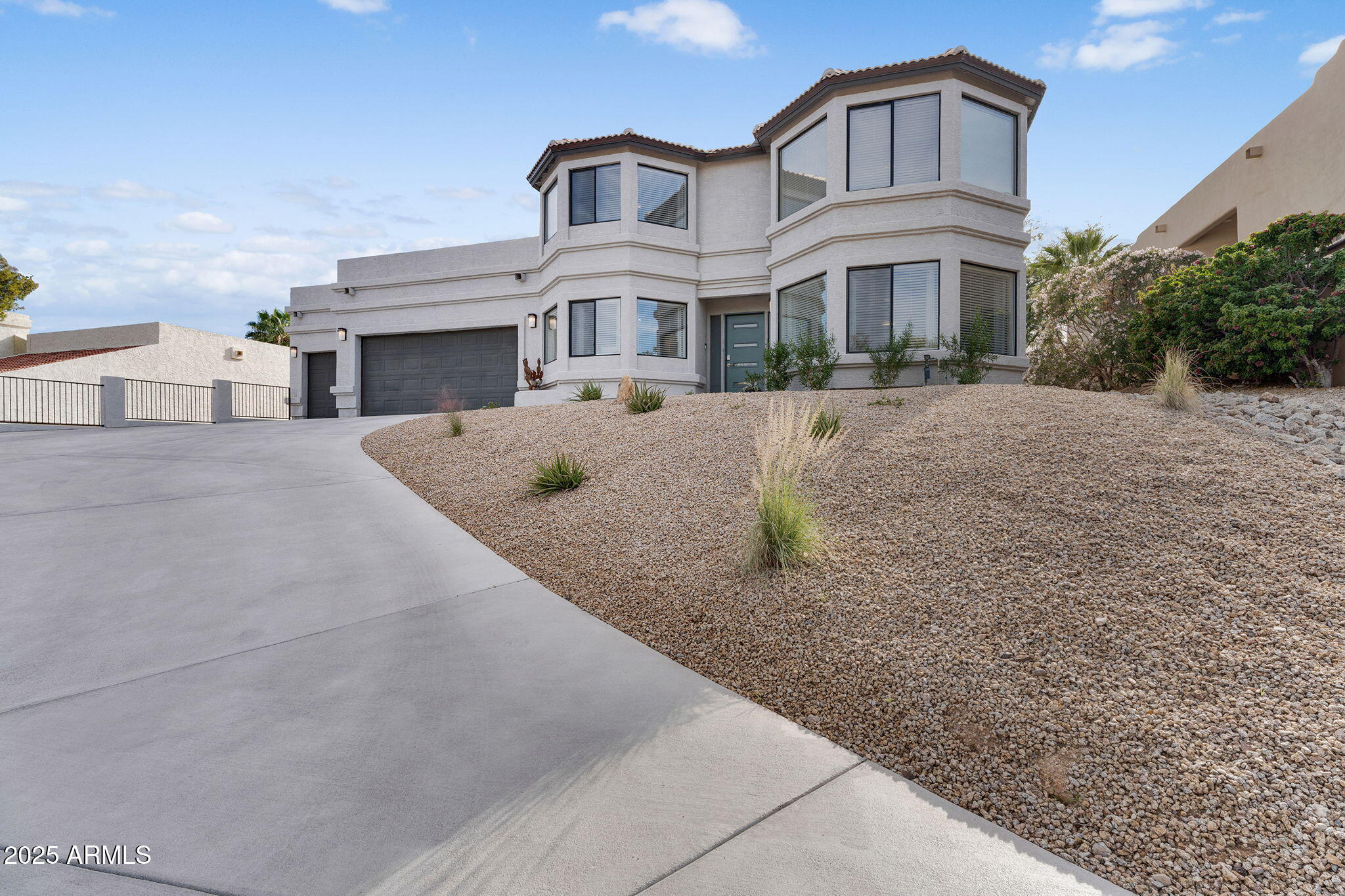 15543 E CHOLLA Drive