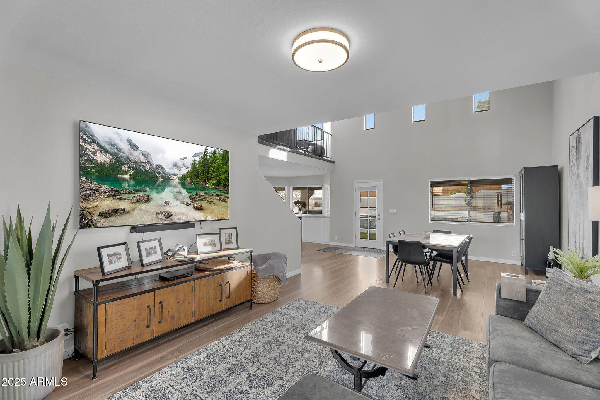 15543 E CHOLLA Drive