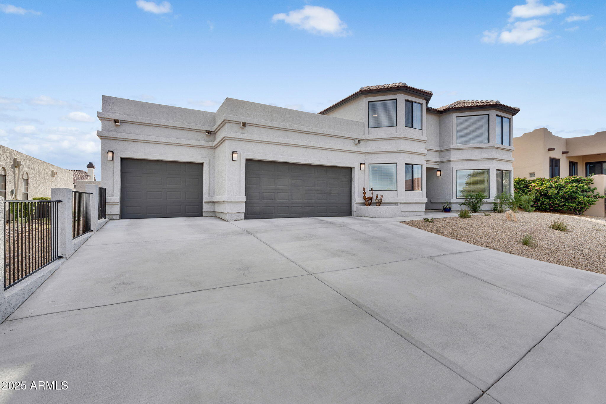 15543 E CHOLLA Drive