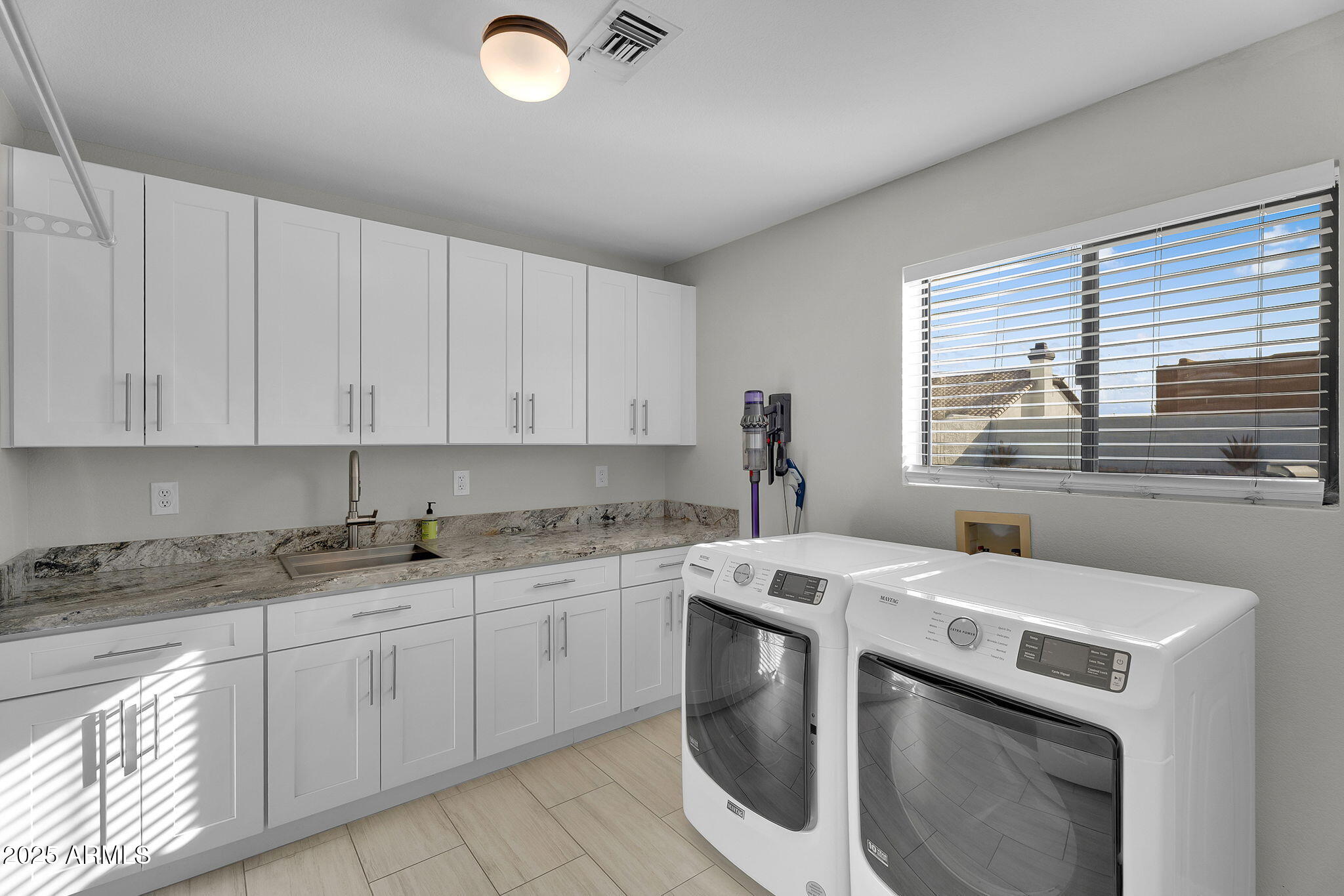 15543 E CHOLLA Drive