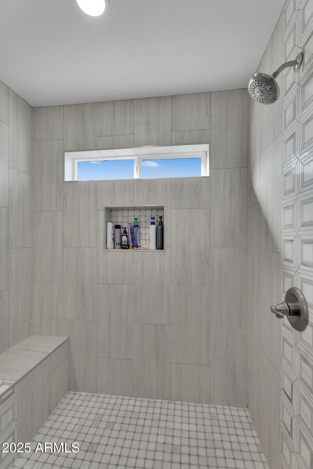 15543 E CHOLLA Drive