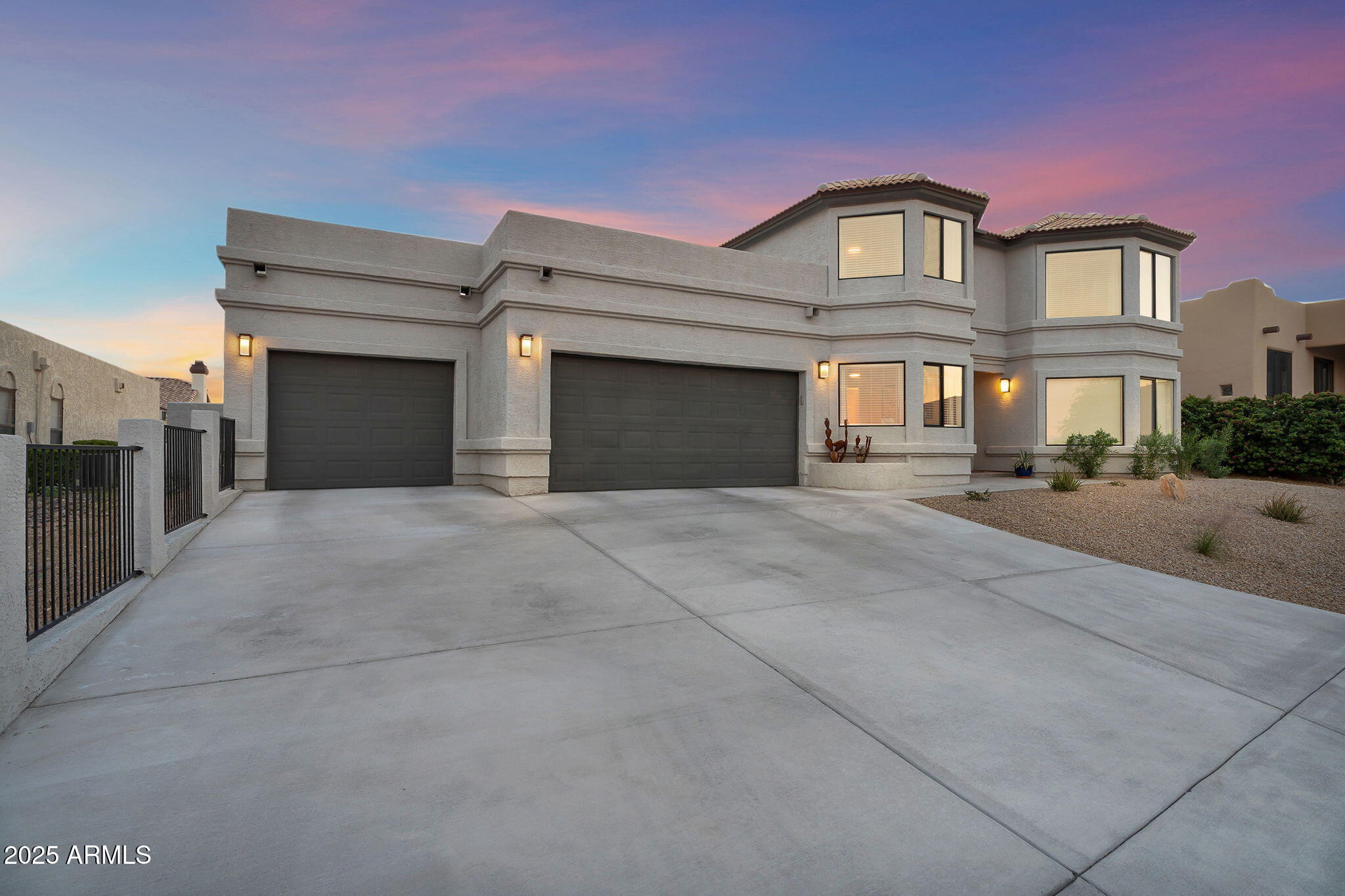 15543 E CHOLLA Drive