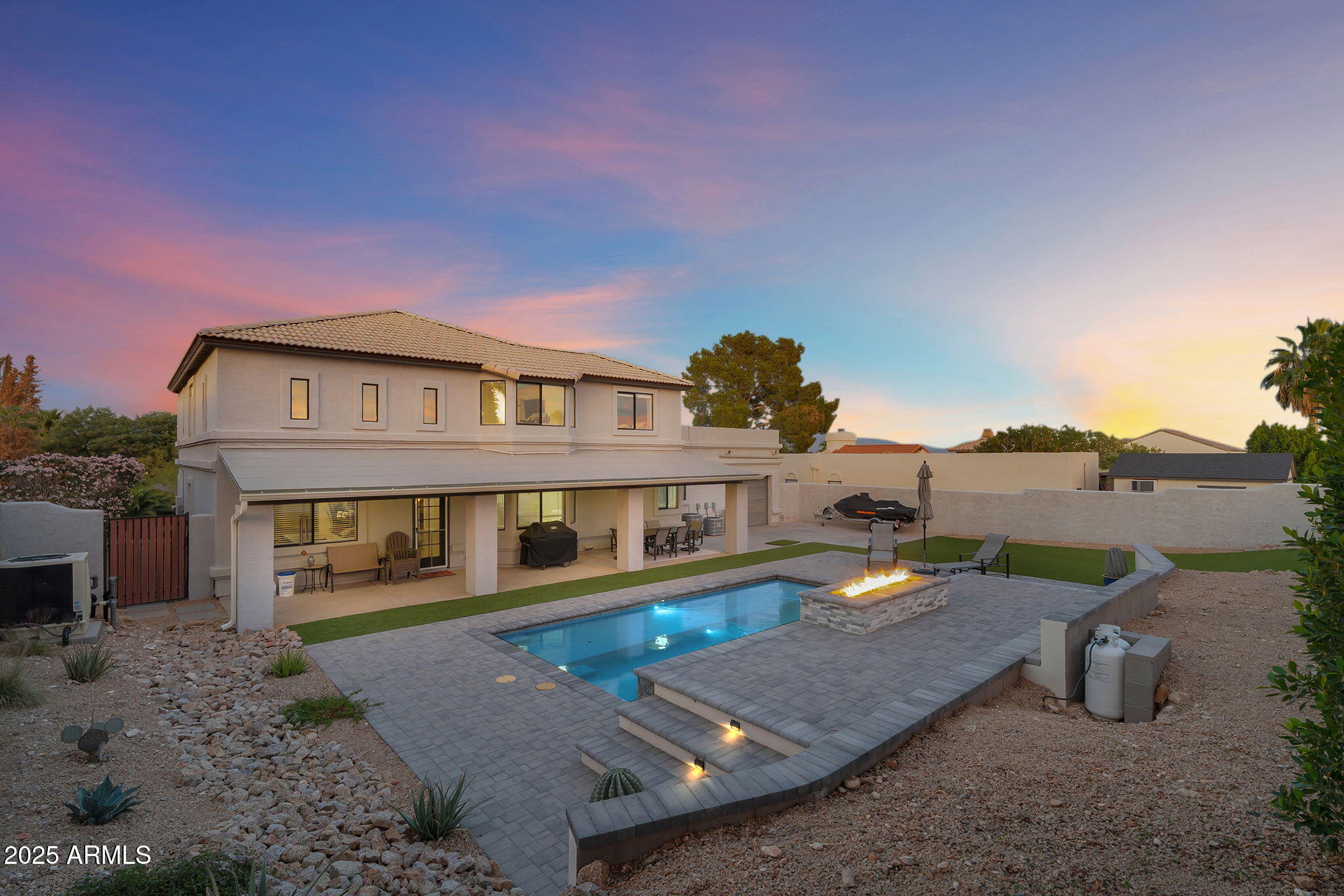 15543 E CHOLLA Drive