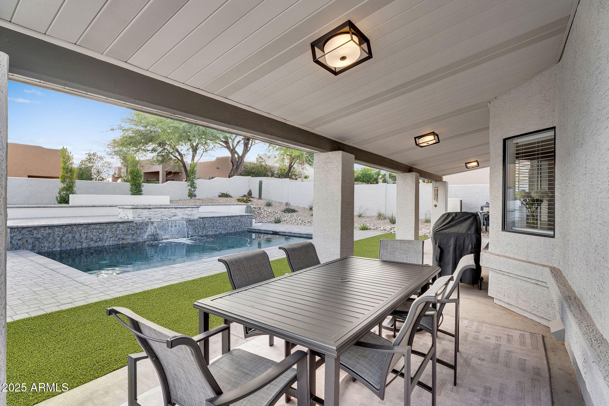 15543 E CHOLLA Drive