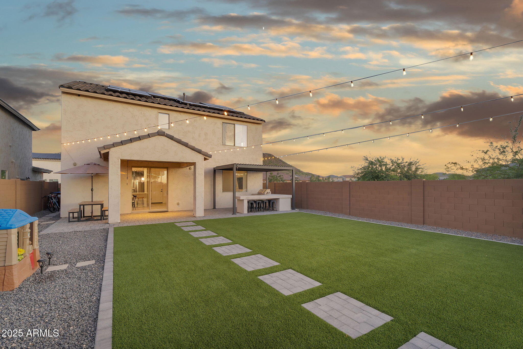 32396 N DAYLIGHT Drive