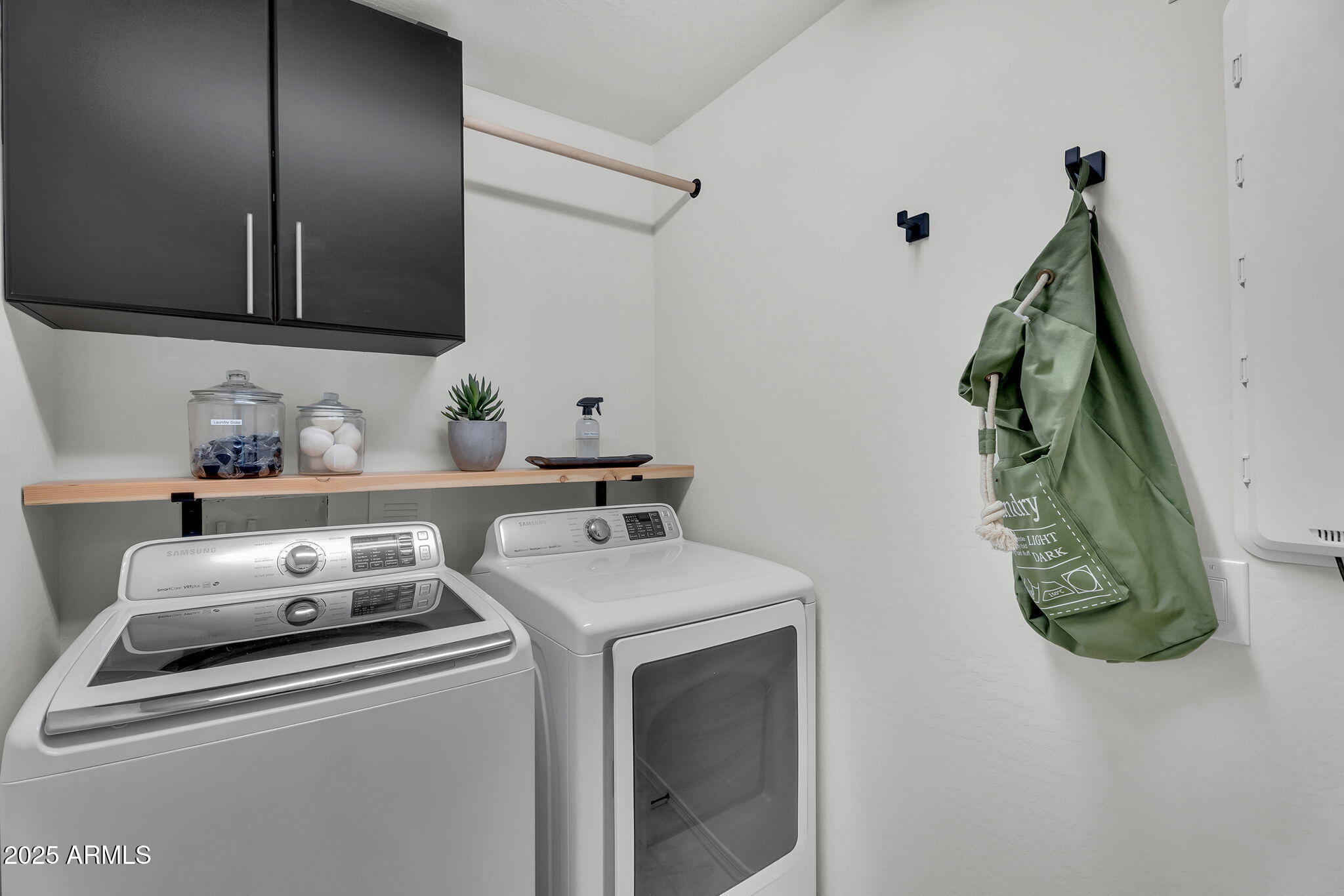 32396 N DAYLIGHT Drive