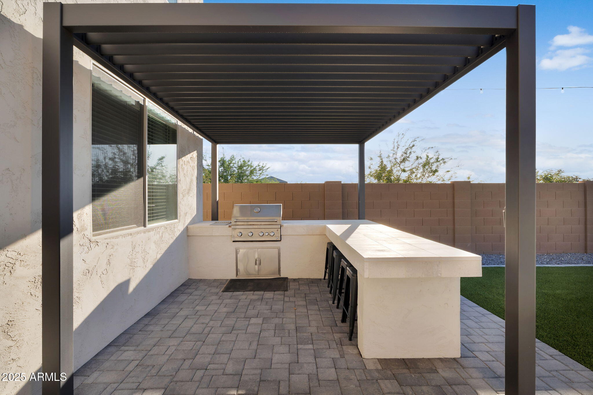 32396 N DAYLIGHT Drive