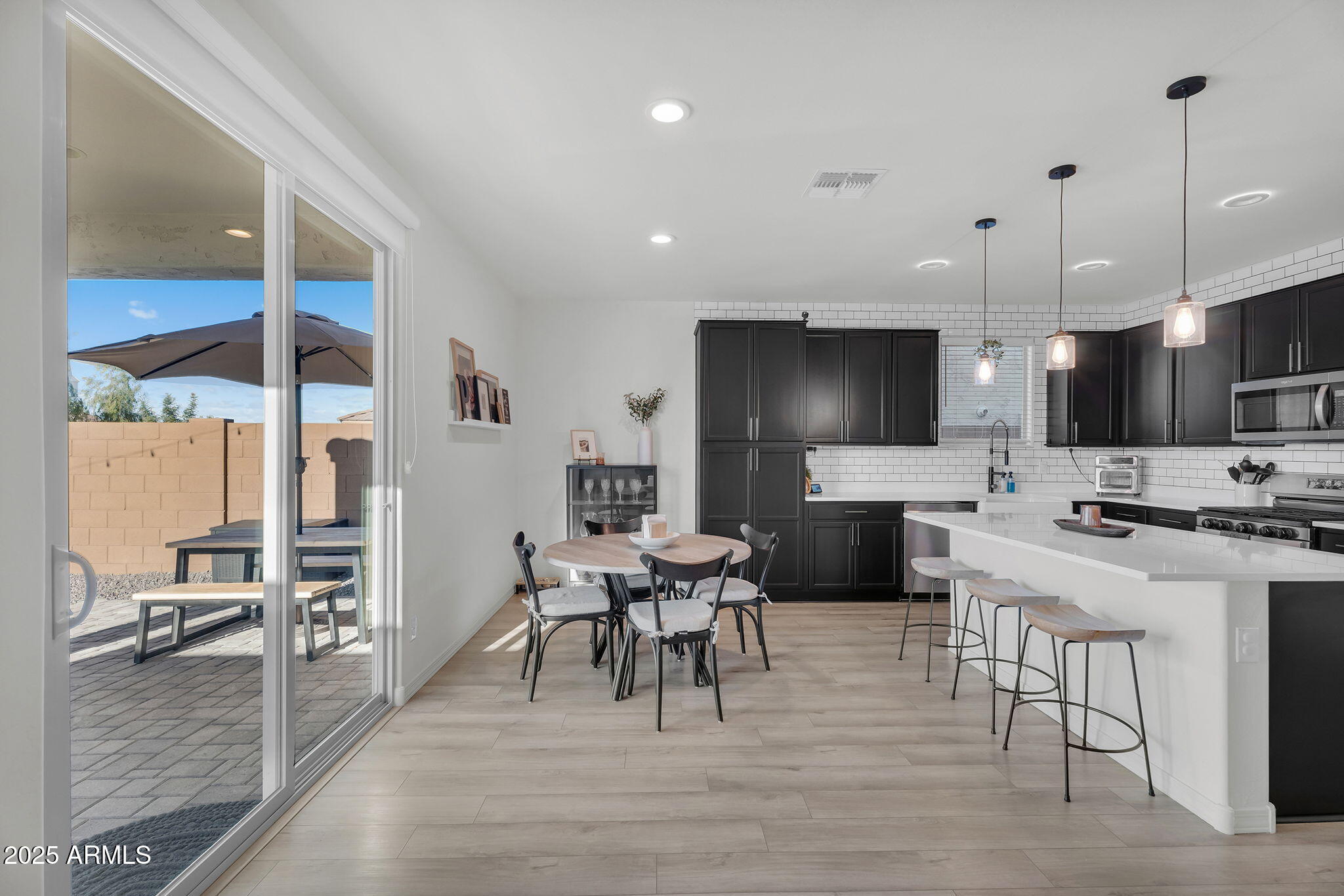 32396 N DAYLIGHT Drive