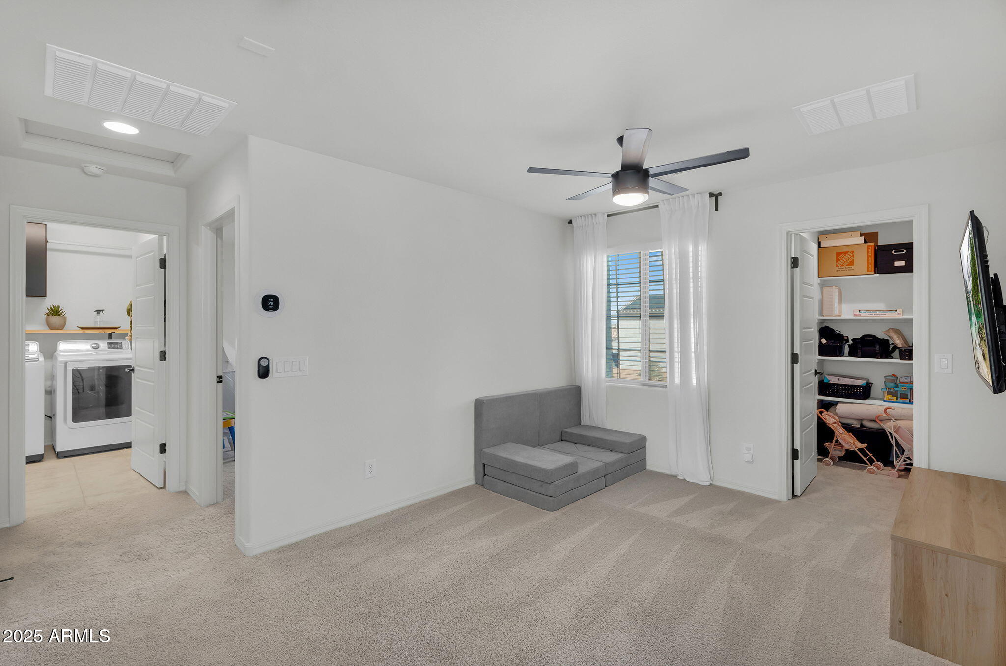 32396 N DAYLIGHT Drive