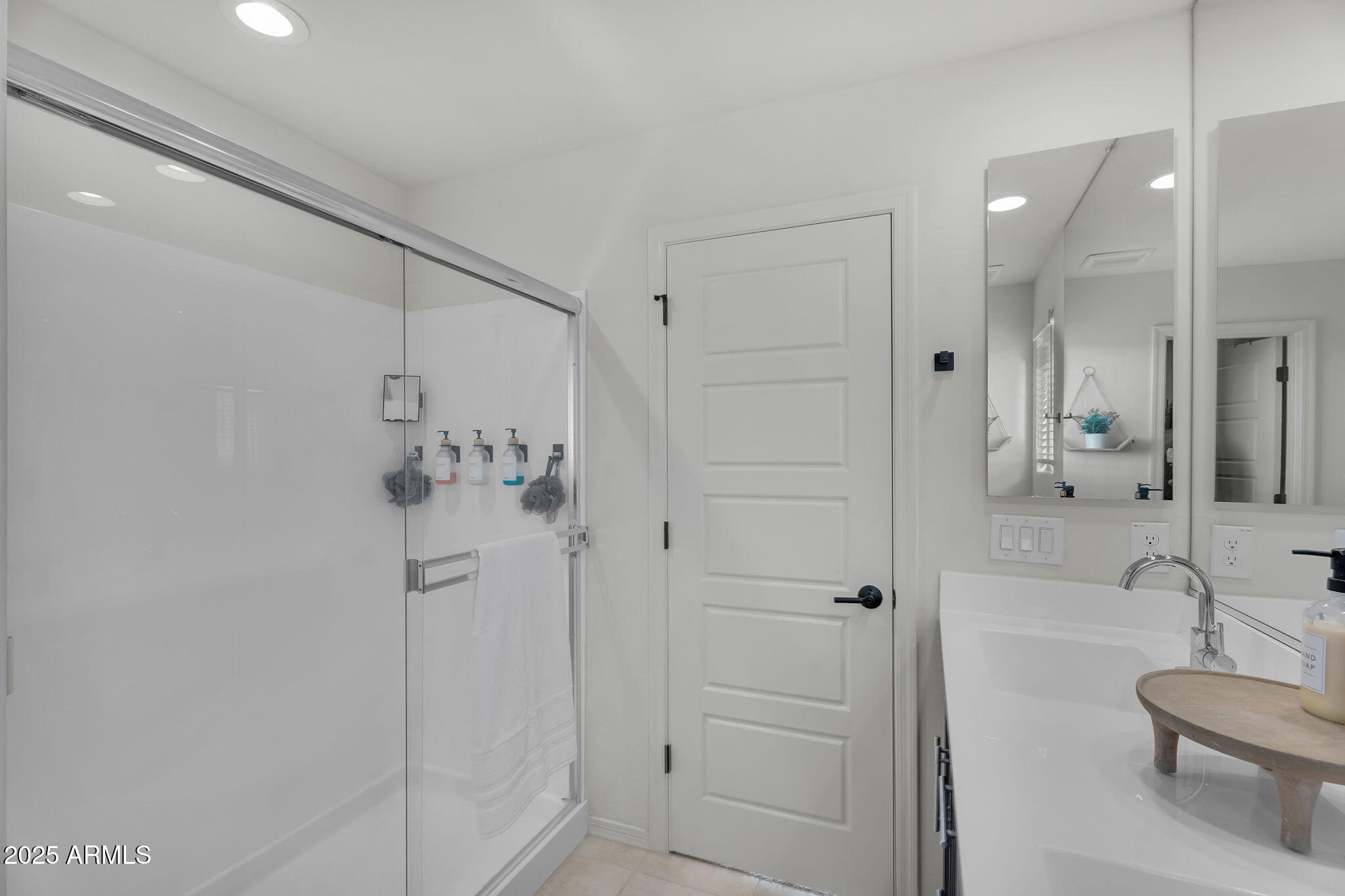 32396 N DAYLIGHT Drive