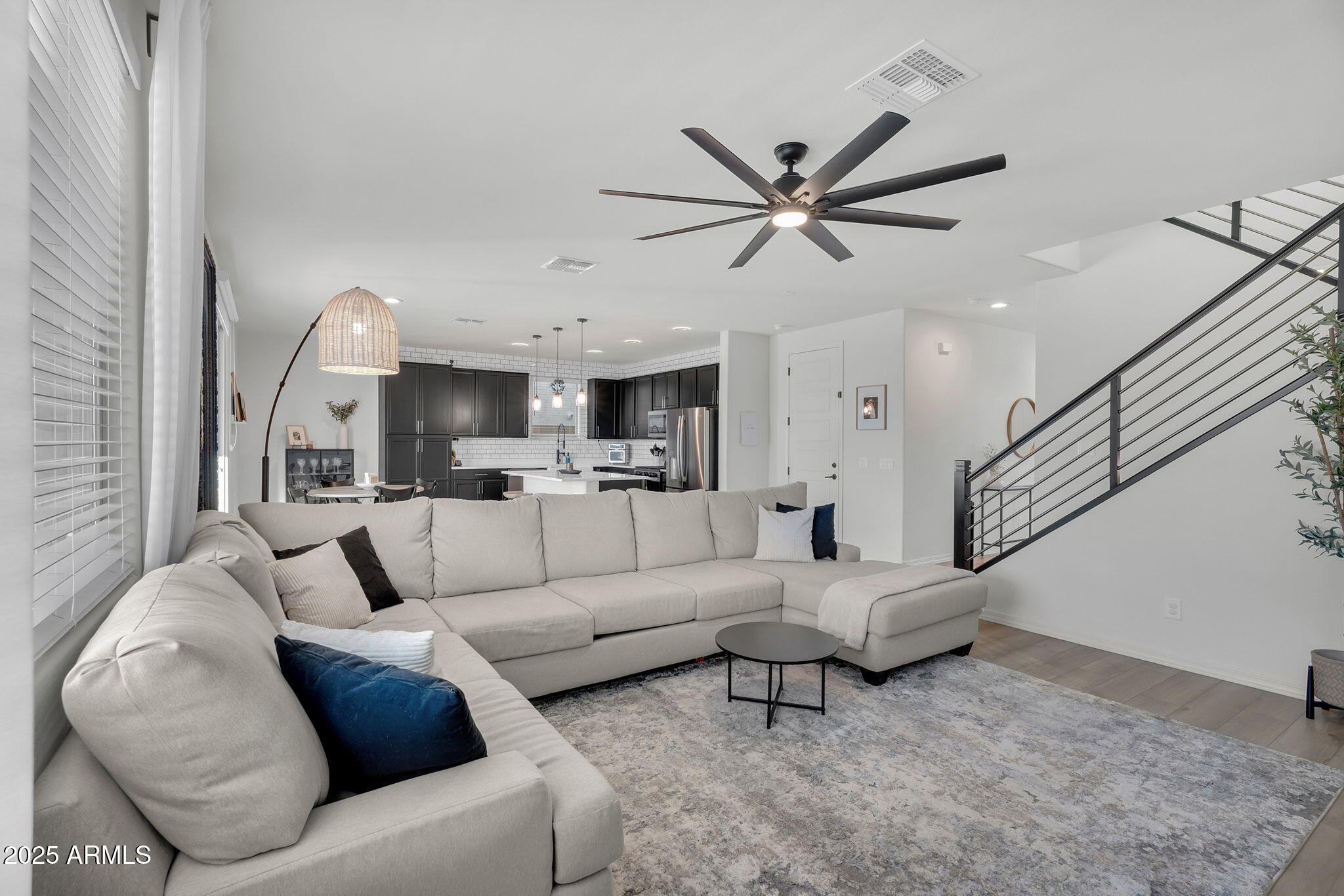 32396 N DAYLIGHT Drive