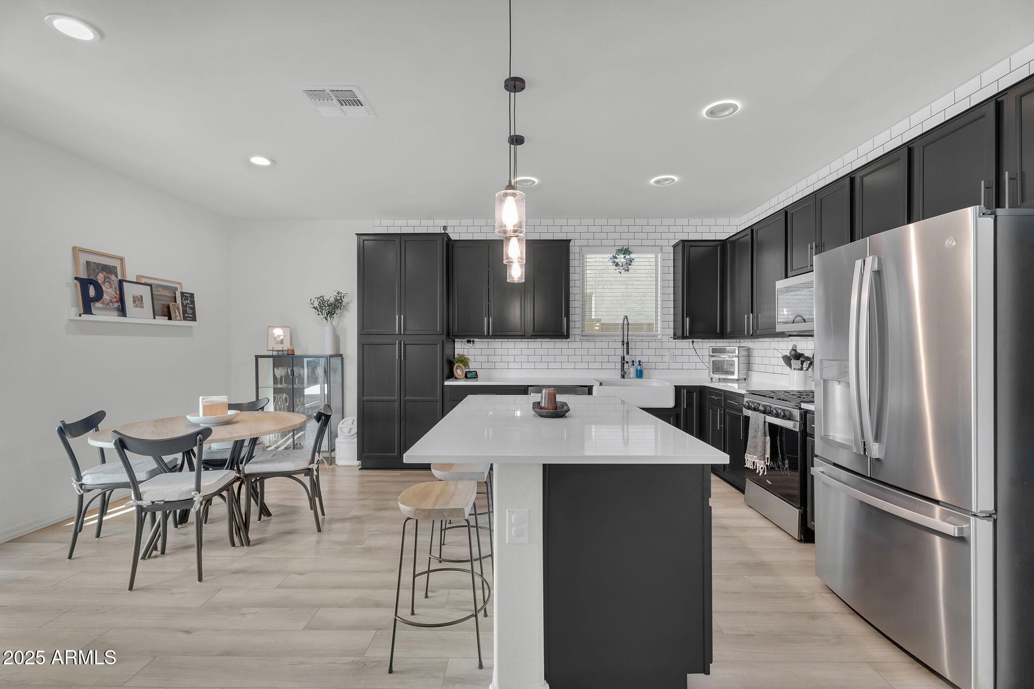 32396 N DAYLIGHT Drive