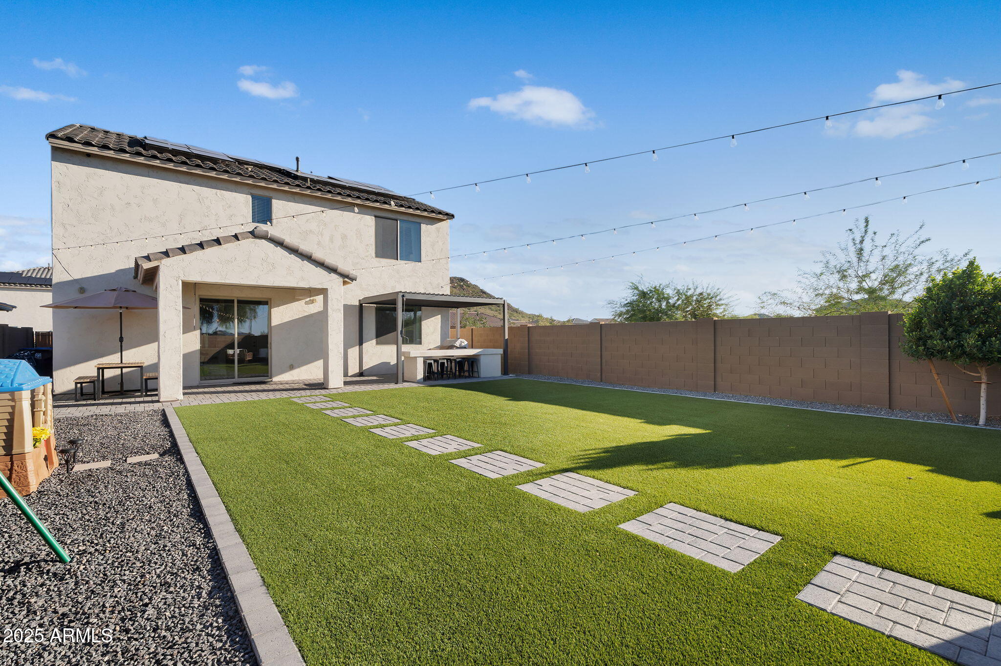 32396 N DAYLIGHT Drive