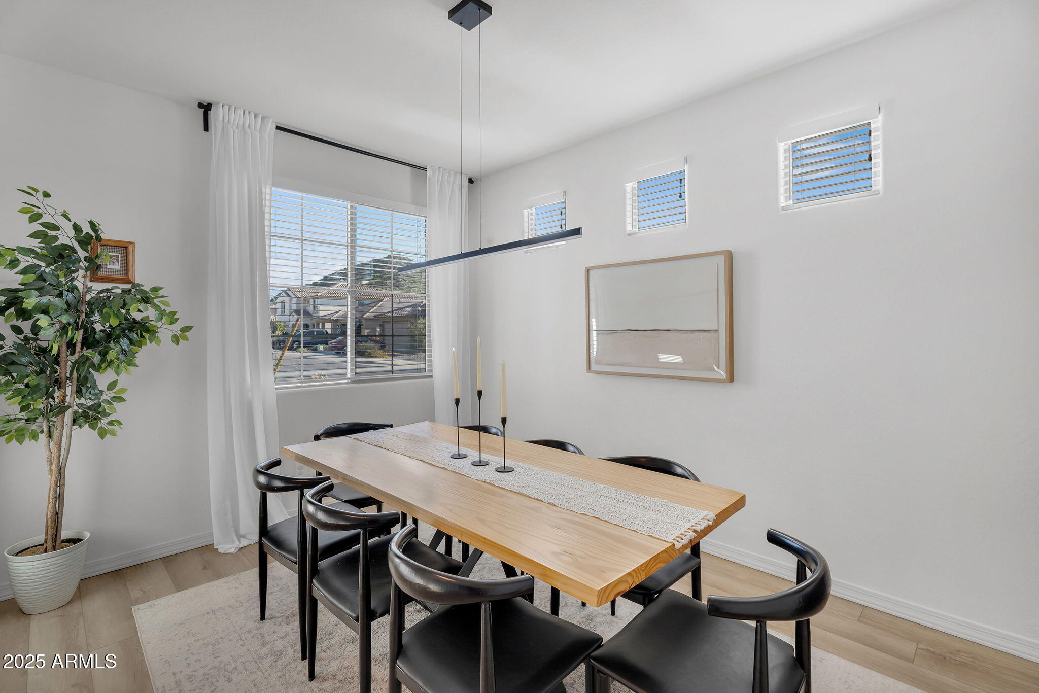 32396 N DAYLIGHT Drive