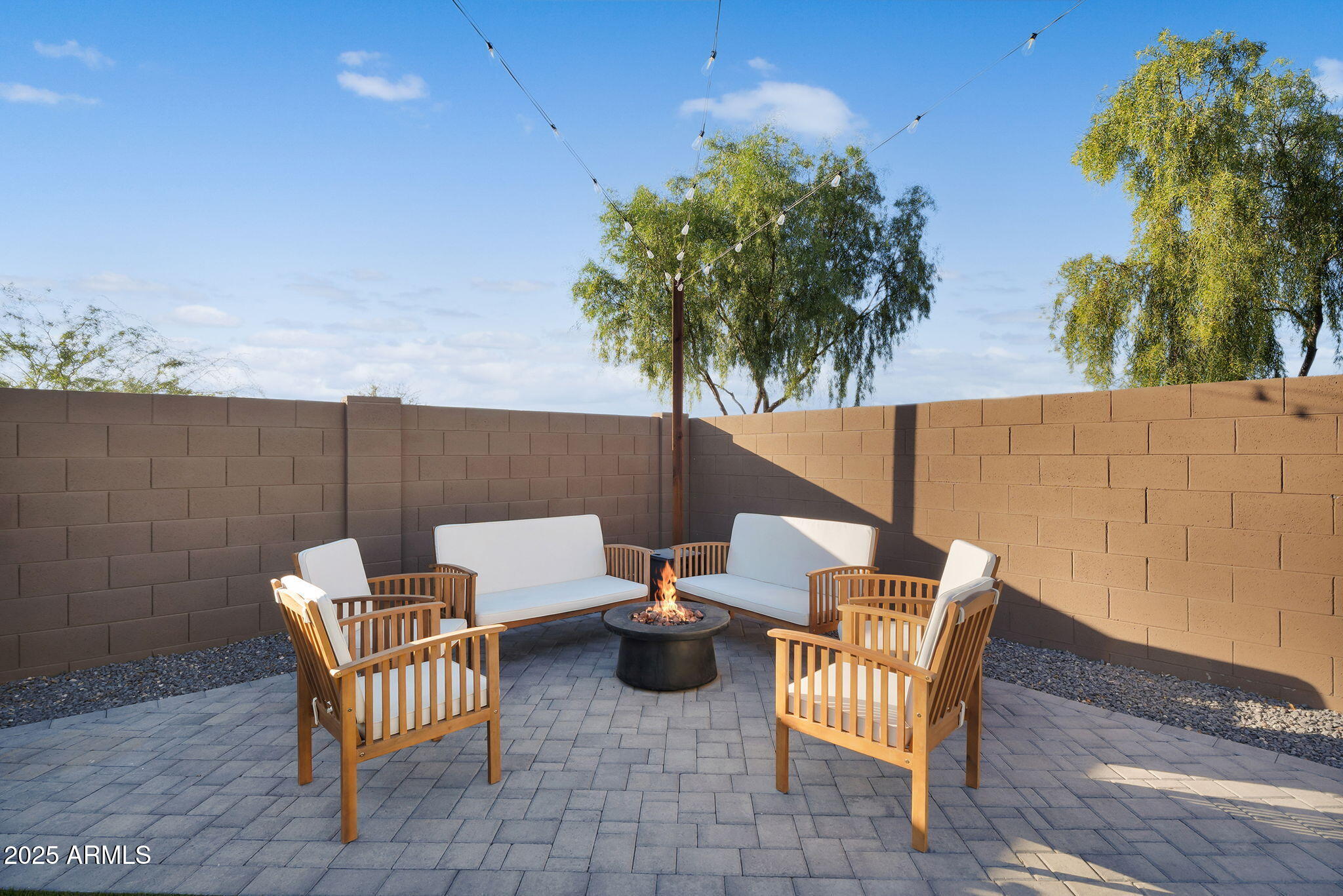 32396 N DAYLIGHT Drive