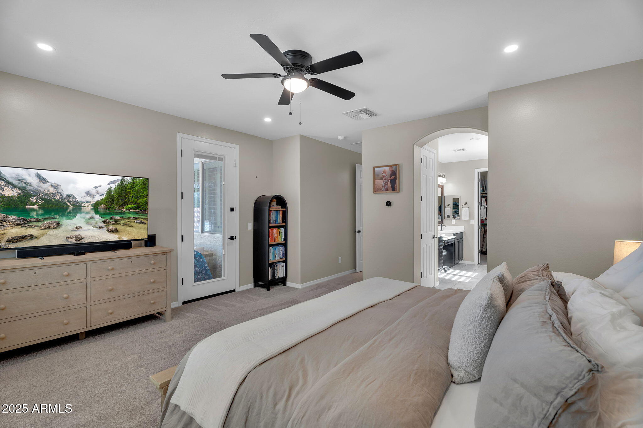 41110 N ELIANA Drive