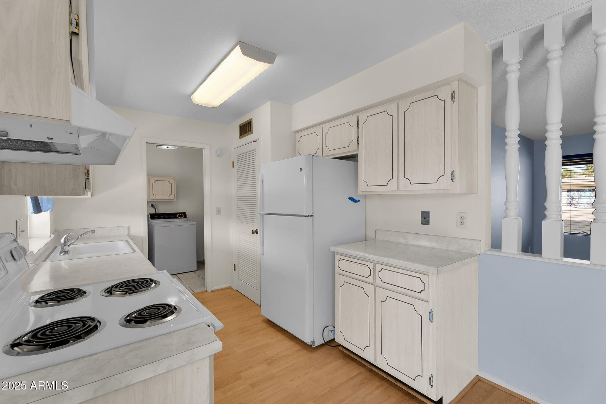 4447 E CARMEL Avenue