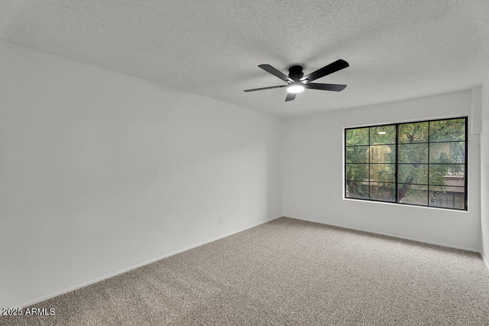 819 N COLLEGE Avenue I123