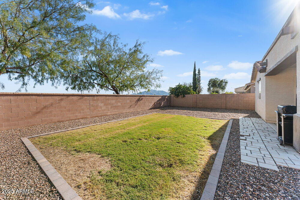 5871 S PARKCREST Street