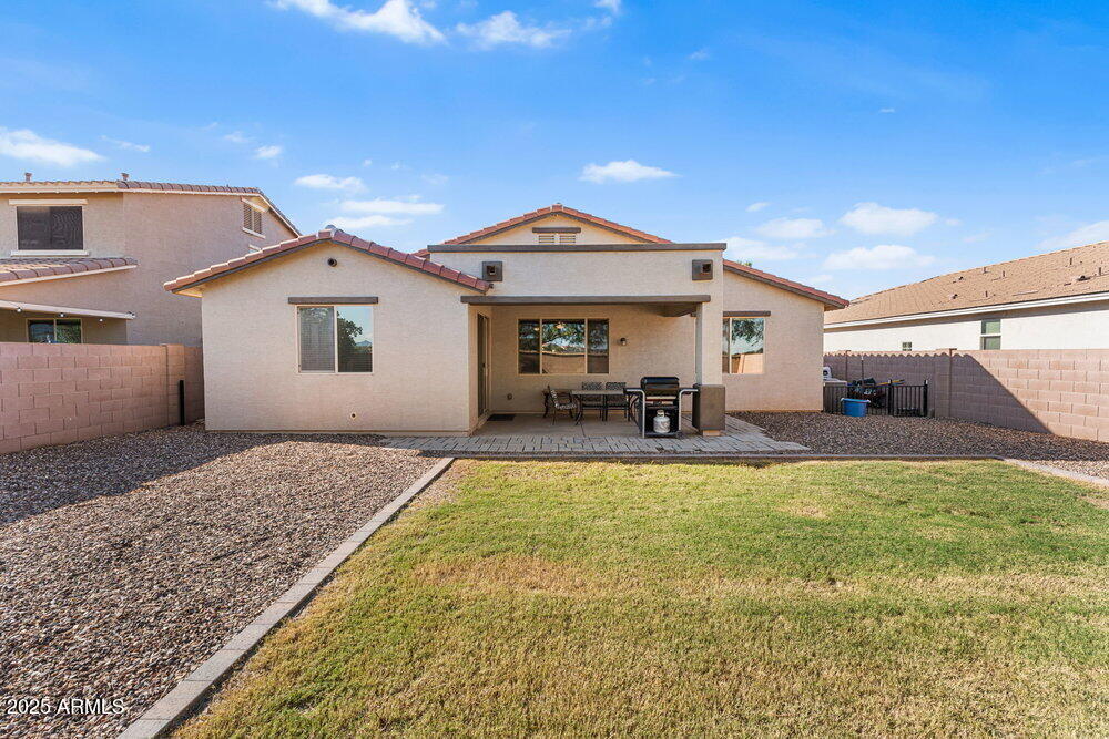 5871 S PARKCREST Street