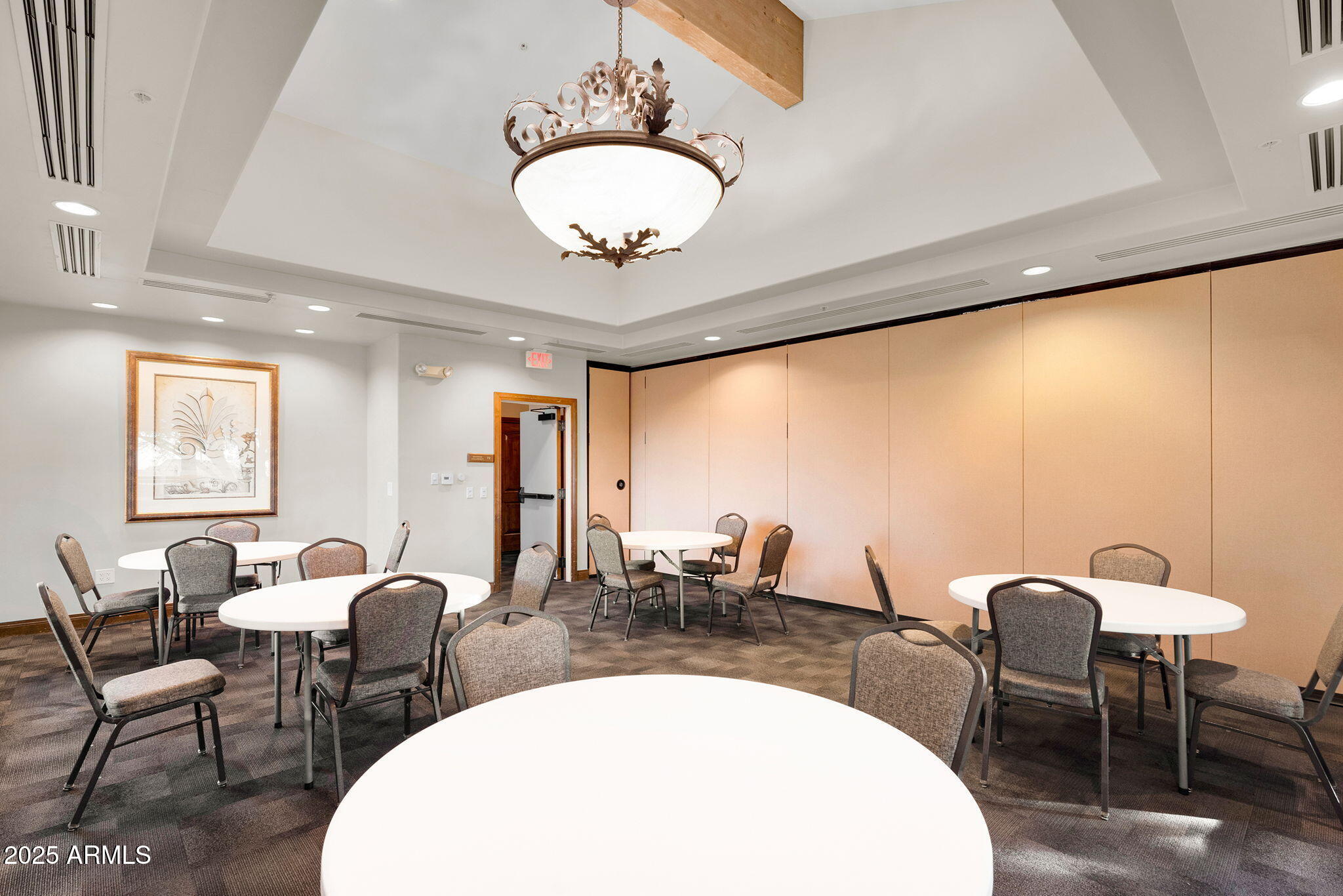 8164 E SIENNA Street