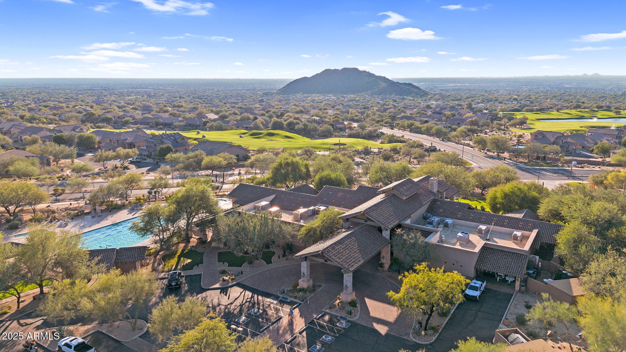 8164 E SIENNA Street