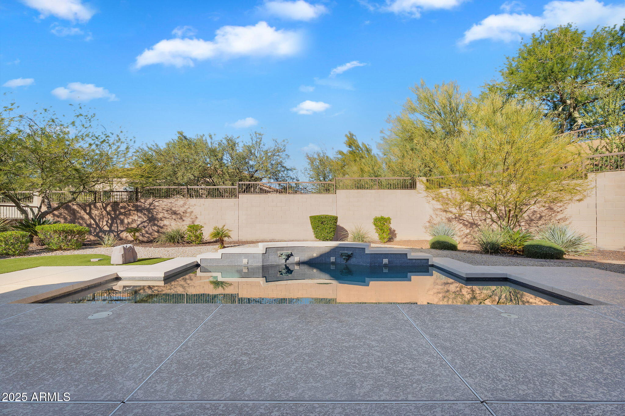 8164 E SIENNA Street