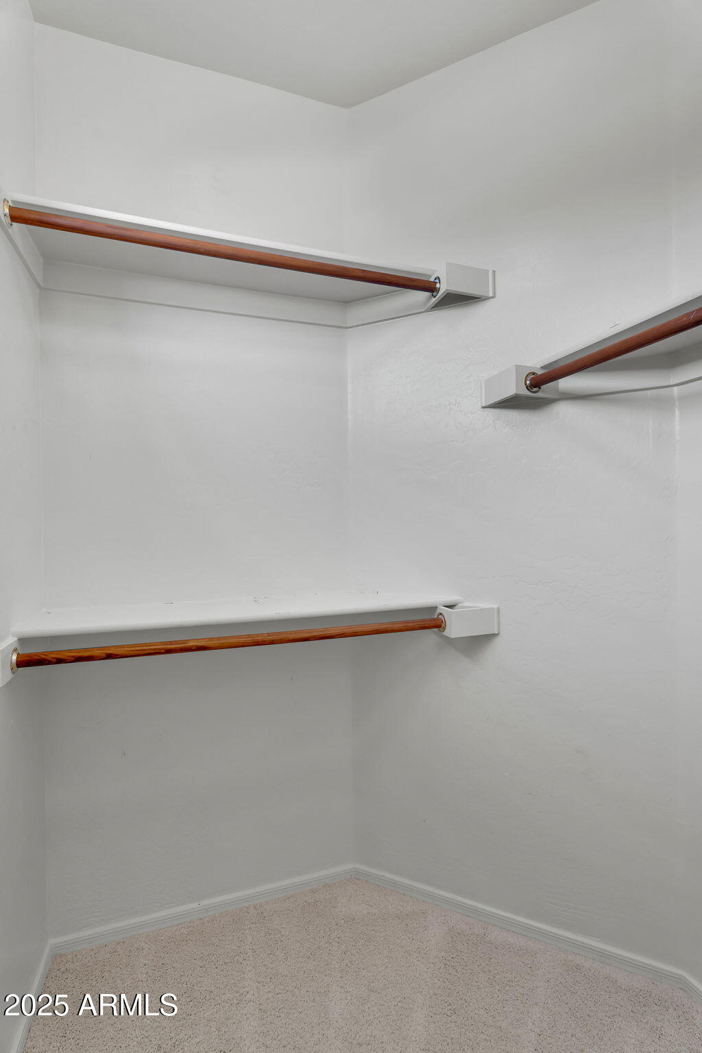 8164 E SIENNA Street