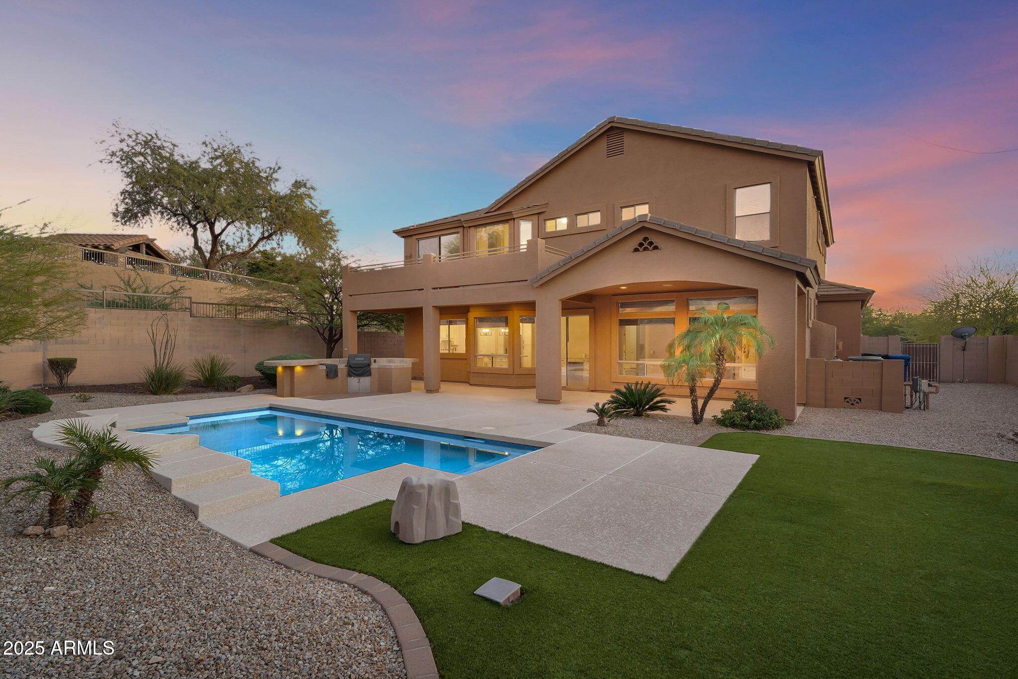 8164 E SIENNA Street