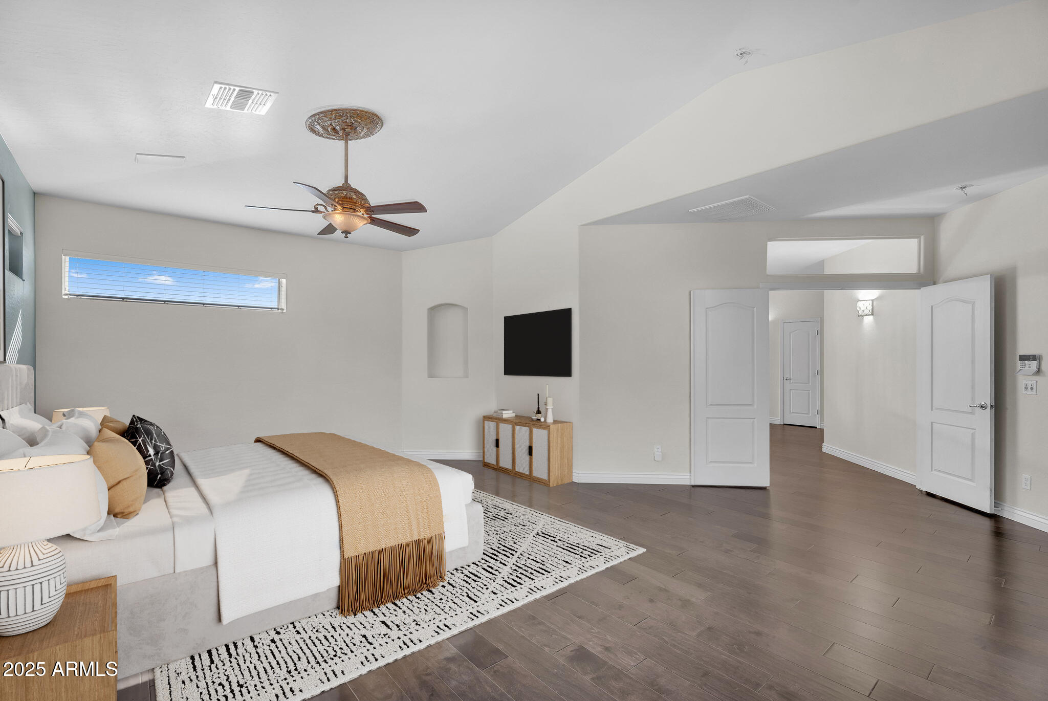 8164 E SIENNA Street