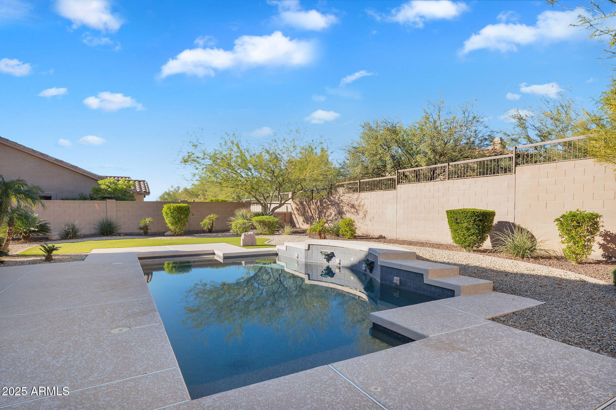 8164 E SIENNA Street