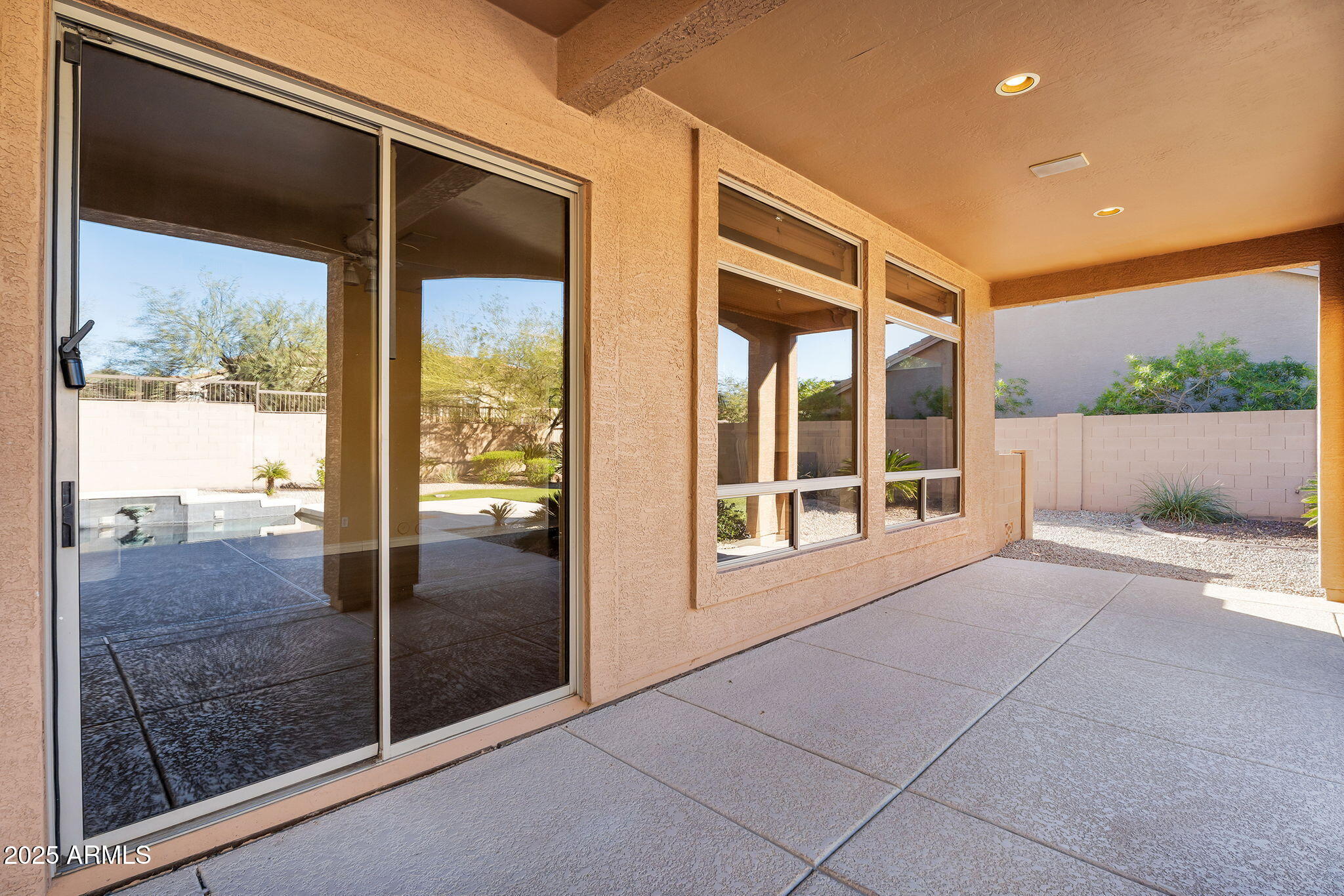 8164 E SIENNA Street