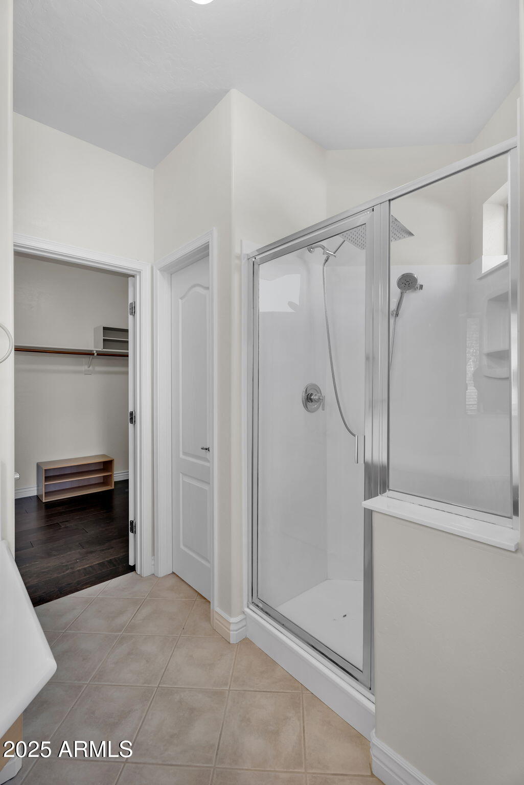 8164 E SIENNA Street