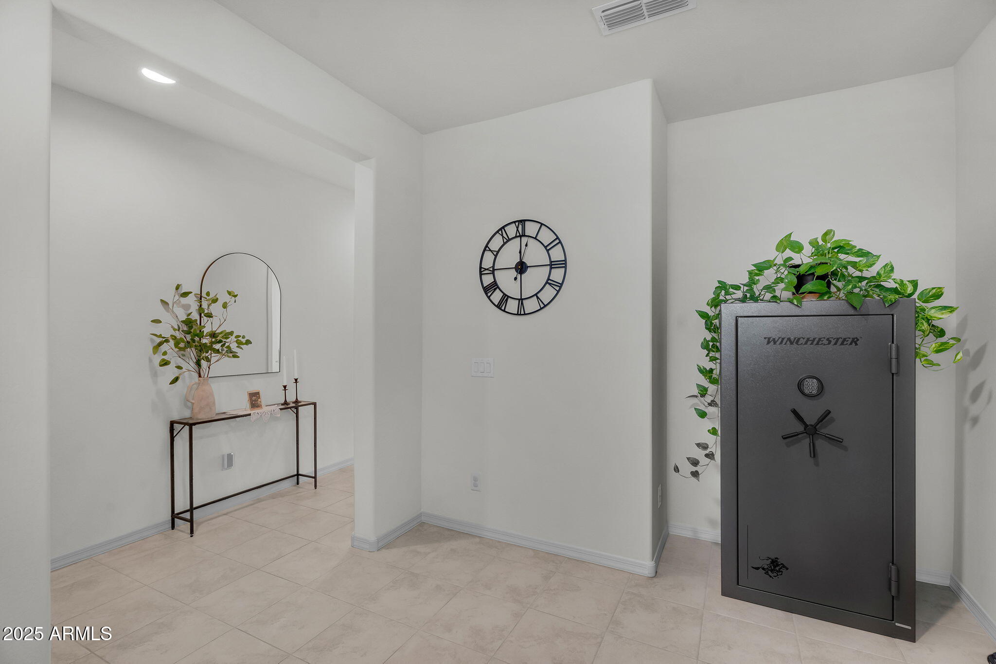 32209 N DAYLIGHT Drive