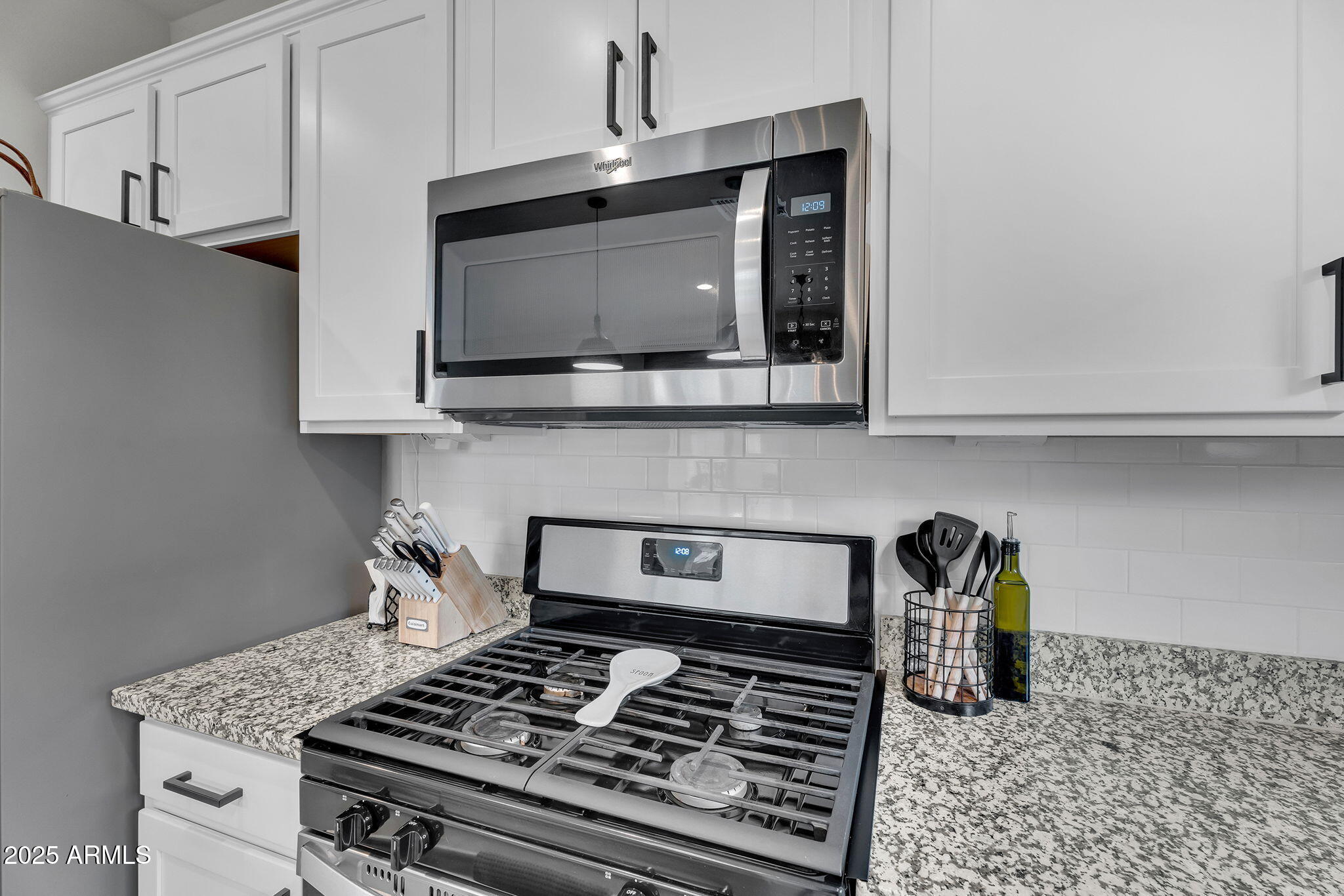 32209 N DAYLIGHT Drive