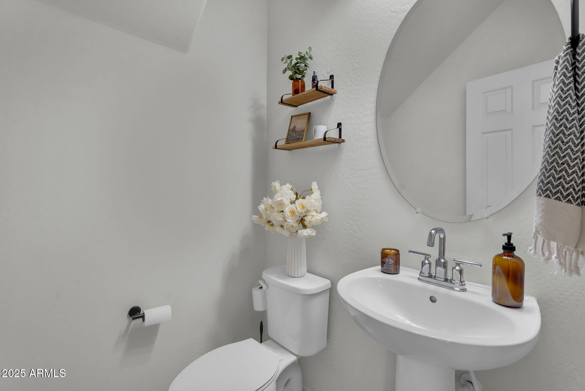 32209 N DAYLIGHT Drive